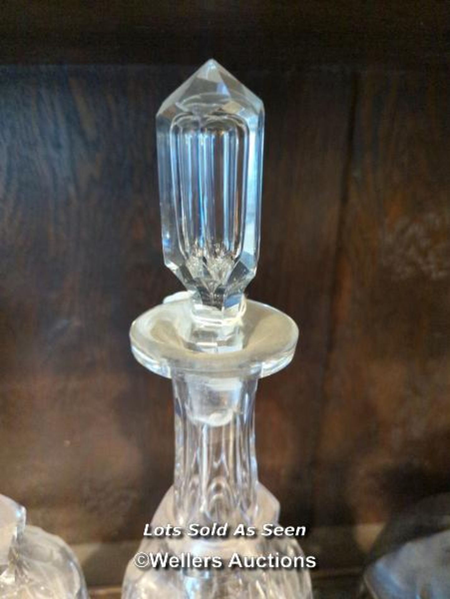 *PAIR OF FACET CUT GOOD QUALITY GLASS DECANTERS, 35CM / LOCATED AT VICTORIA ANTIQUES, WADEBRIDGE, - Image 2 of 2