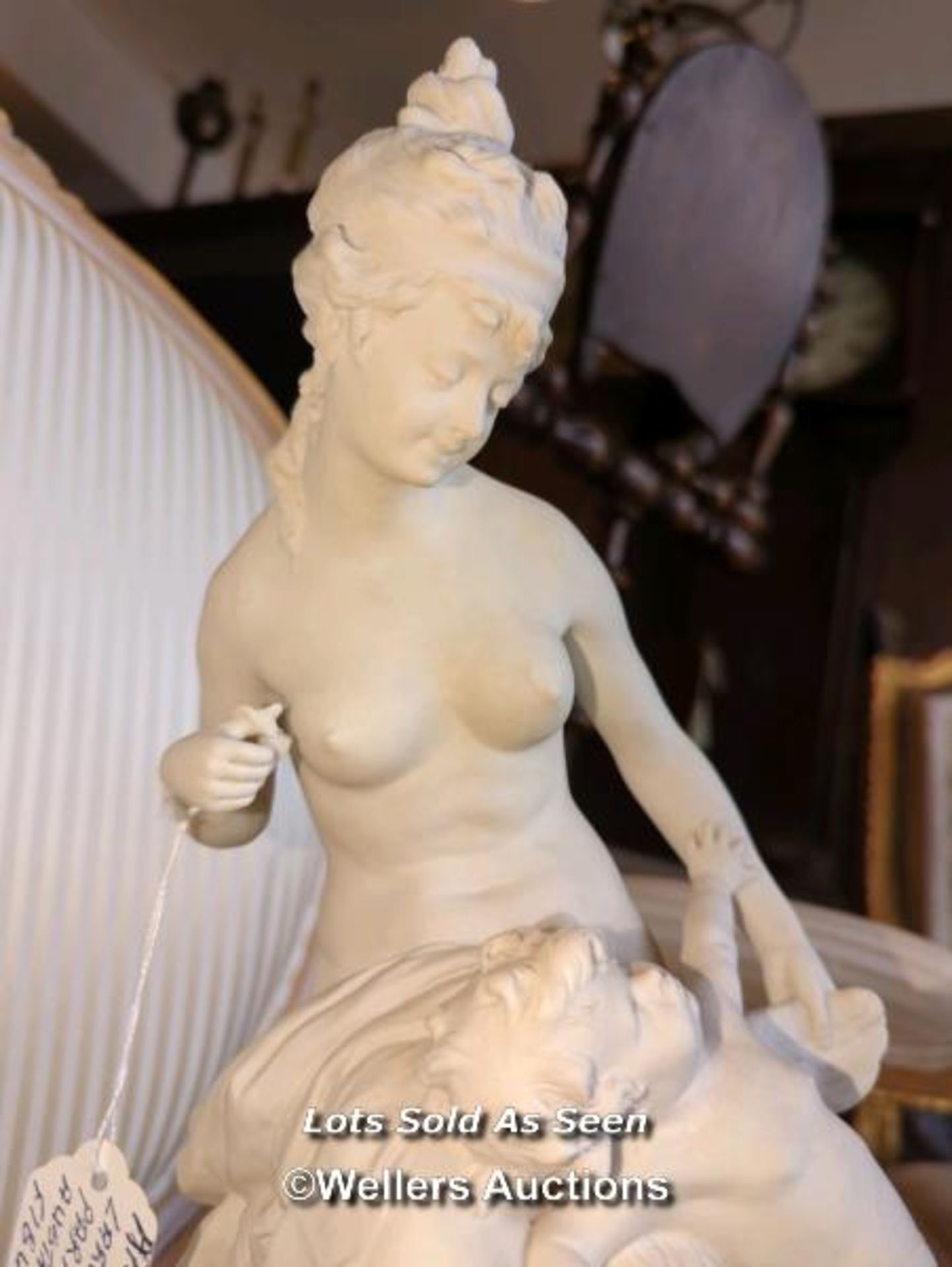 *AUSTRIAN PARIAN FIGURE OF A WOMAN WITH A CHILD, 37CM / LOCATED AT VICTORIA ANTIQUES, WADEBRIDGE, - Image 2 of 4