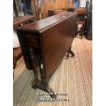 *VICTORIAN MAHOGANY SUTHERLAND TABLEON TURNED SUPPORTS / LOCATED AT VICTORIA ANTIQUES, WADEBRIDGE,