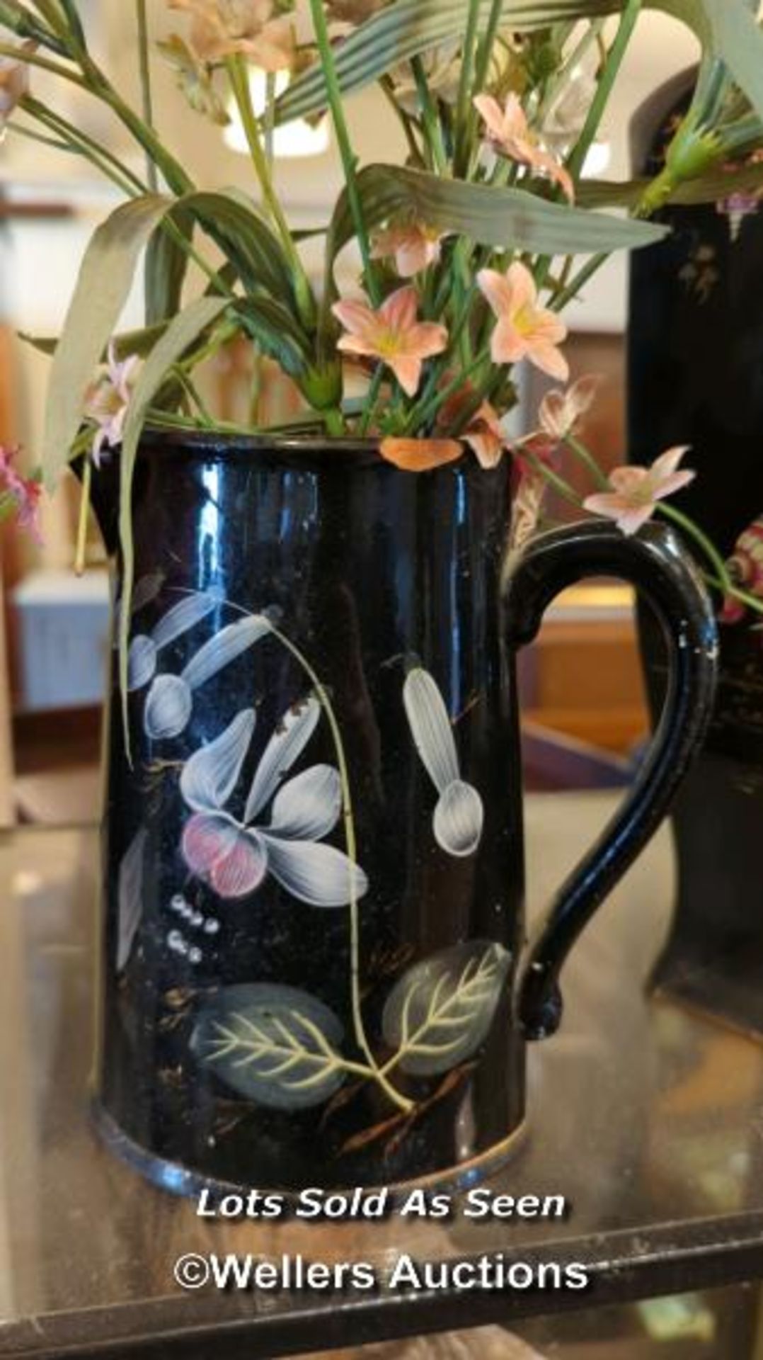 *PAIR OF BLACK INDIAN STYLE PAINTED VASES, TOGETHER WITH A SMALL BLACK JUG / LOCATED AT VICTORIA - Image 3 of 5