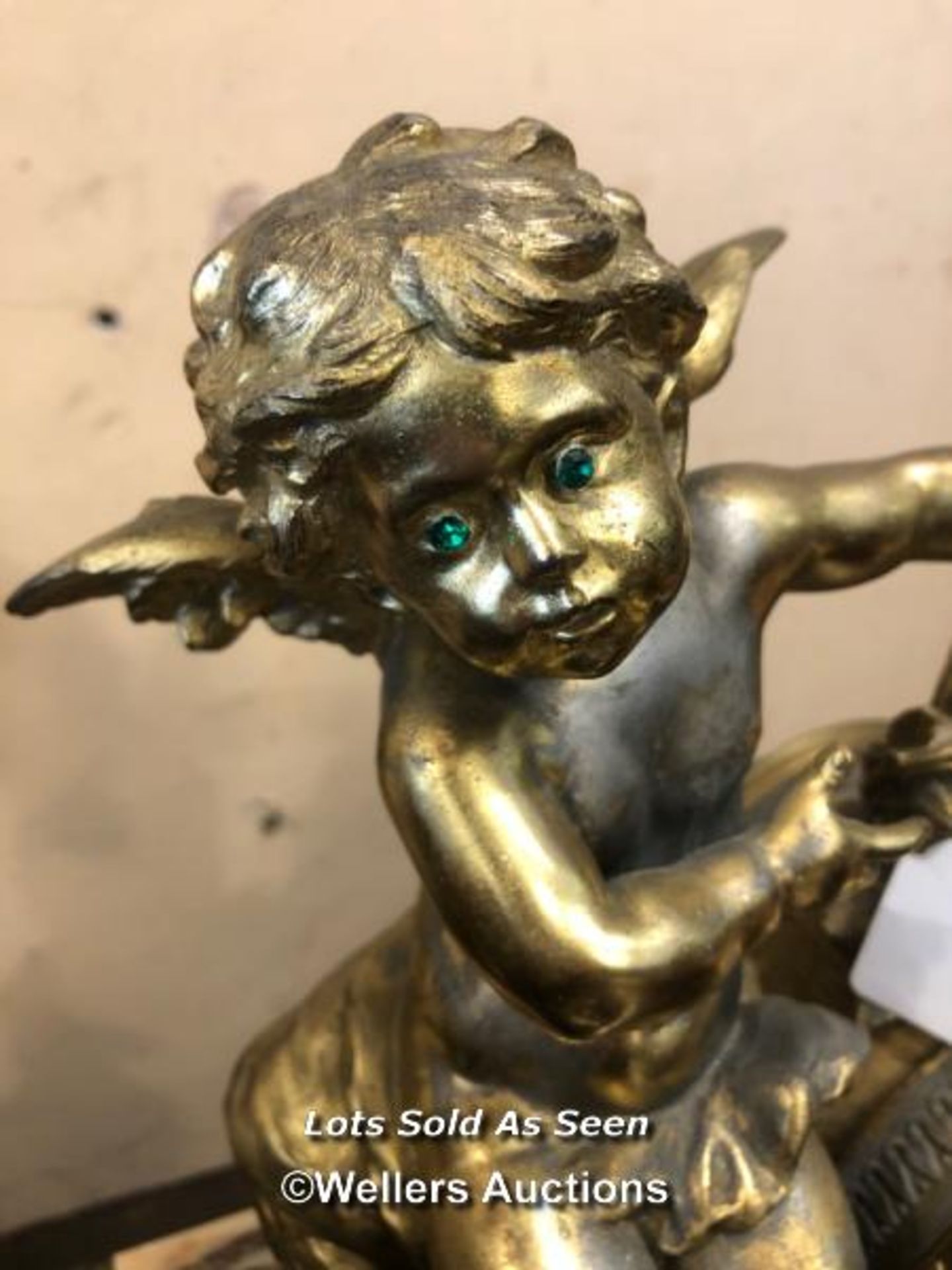 *GILT BRASS CHERUB MANTEL CLOCK WITH MARBLE BASE / LOCATED AT VICTORIA ANTIQUES, WADEBRIDGE, PL27 - Image 3 of 4