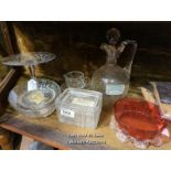 *ASSORTED GLASSWARE INCLUDING CRANBERRY GLASS BOWL, CUT GLASS CIGARETTE BOX AND OTHER ITEMS /