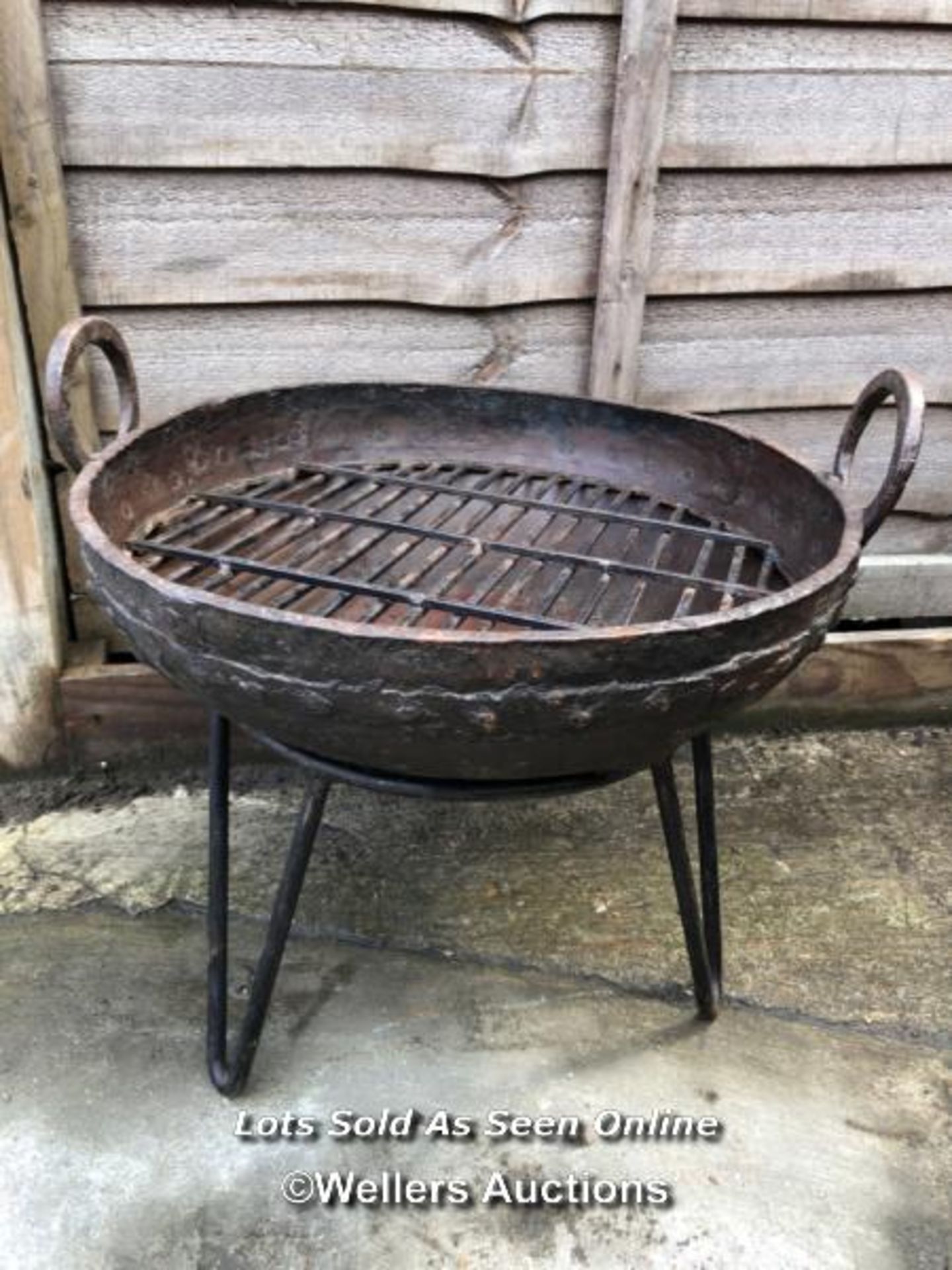 *FIREPIT ON STAND, 35CM (H) X 43CM (DIA) / COLLECTION LOCATION: WELLERS AUCTIONS (GU1 4SJ)