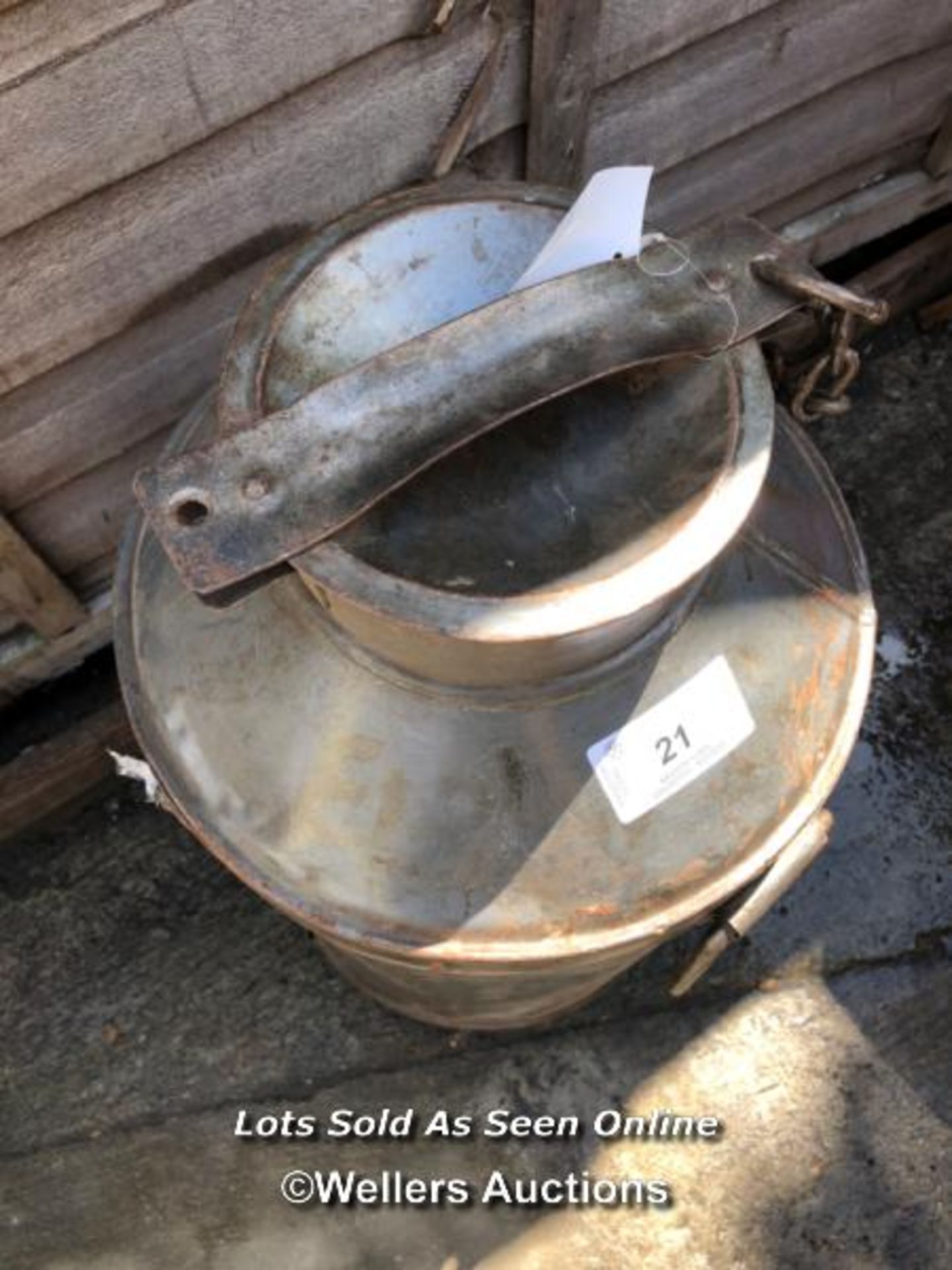 *LARGE GALVANISED MILK CHURN, 64CM (H) / COLLECTION LOCATION: WELLERS AUCTIONS (GU1 4SJ)