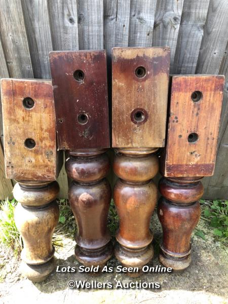 4X ASSORTED VASE SHAPED VICTORIAN MAHOGANY SNOOKER TABLE LEGS, TALLEST 81CM (H) / COLLECTION