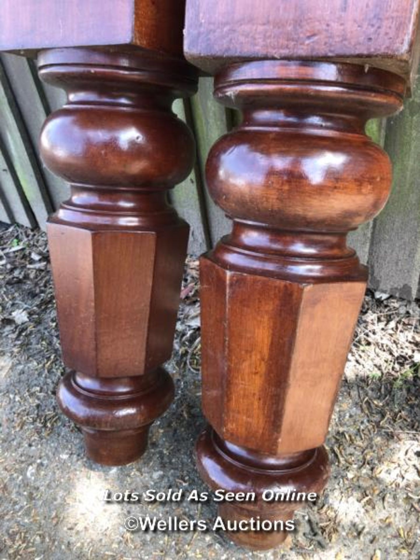 2X OCTAGONAL VICTORIAN MAHOGANY SNOOKER TABLE LEGS, 78CM (H) / COLLECTION LOCATION: WEST BYFLEET ( - Image 2 of 2