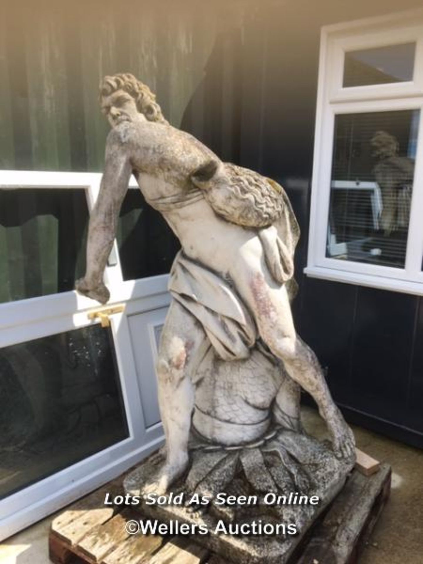 *LARGE HEAVY RECONSTITUTED MARBLE OLD AGED STATUE OF DAVID HOLDING A SLING, 180CM (H), BASE: 75CM