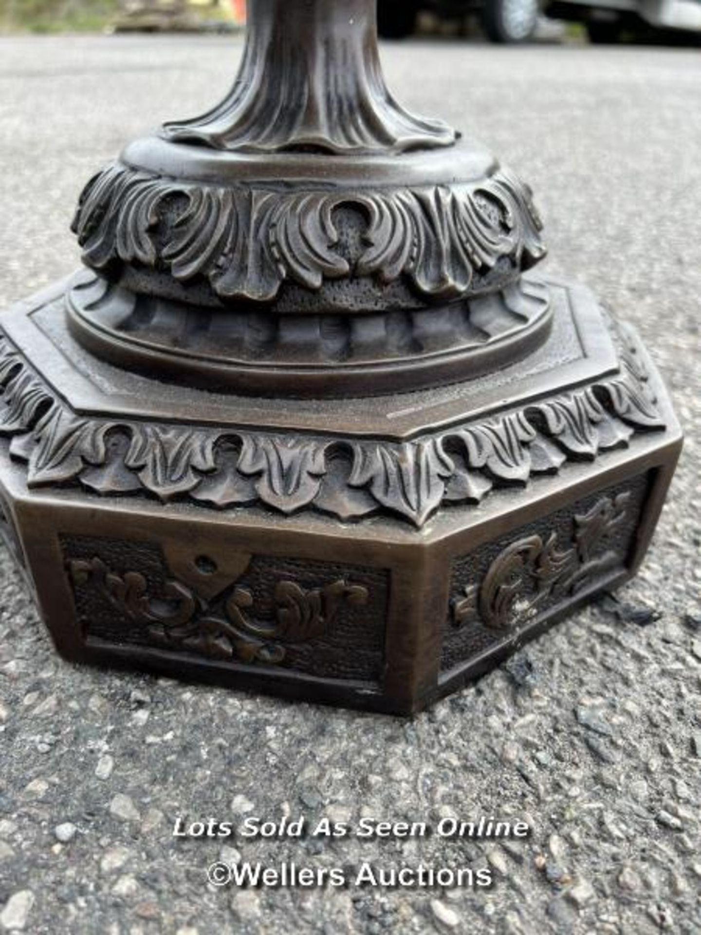 *PAIR OF LARGE ORNATE URN FINIALS IN CAST BRONZE WITH REMOVEABLE LIDS, DISPLAYING SCENES OF - Image 7 of 8