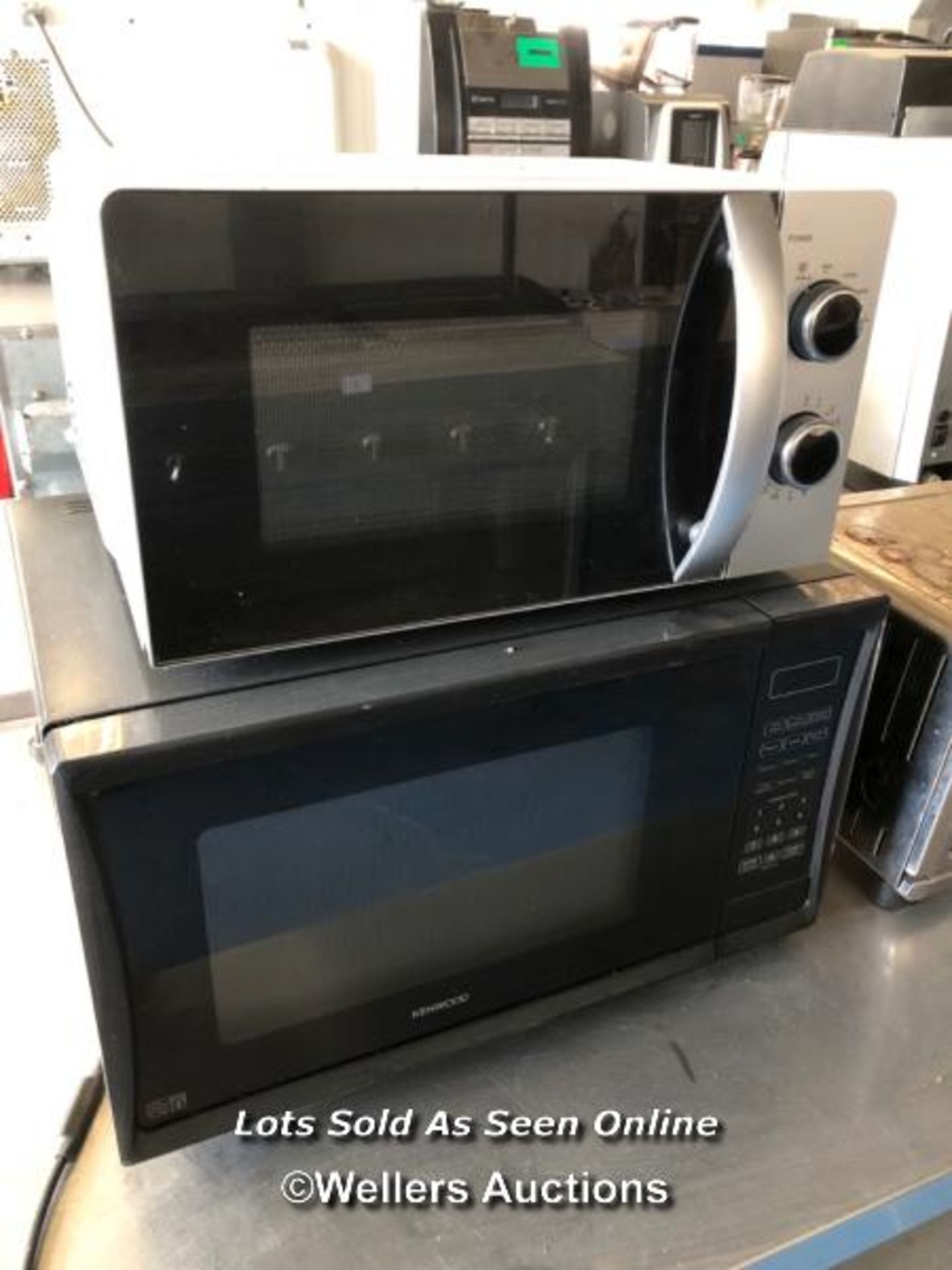 JOB LOT OF 4X MICROWAVES, BRANDS INCL. SHARP, KENWOOD, DUALIT / COLLECTION LOCATION: PETERBOROUGH ( - Image 2 of 4