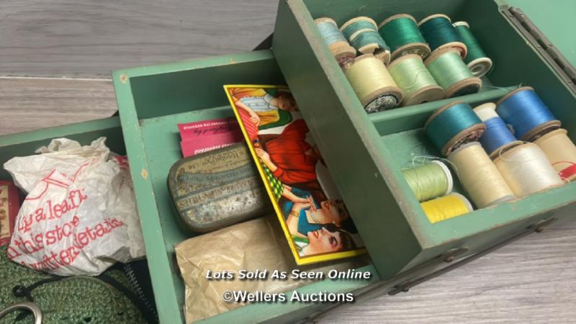 VINTAGE SEWING BOX WITH CONTENTS - Image 4 of 5