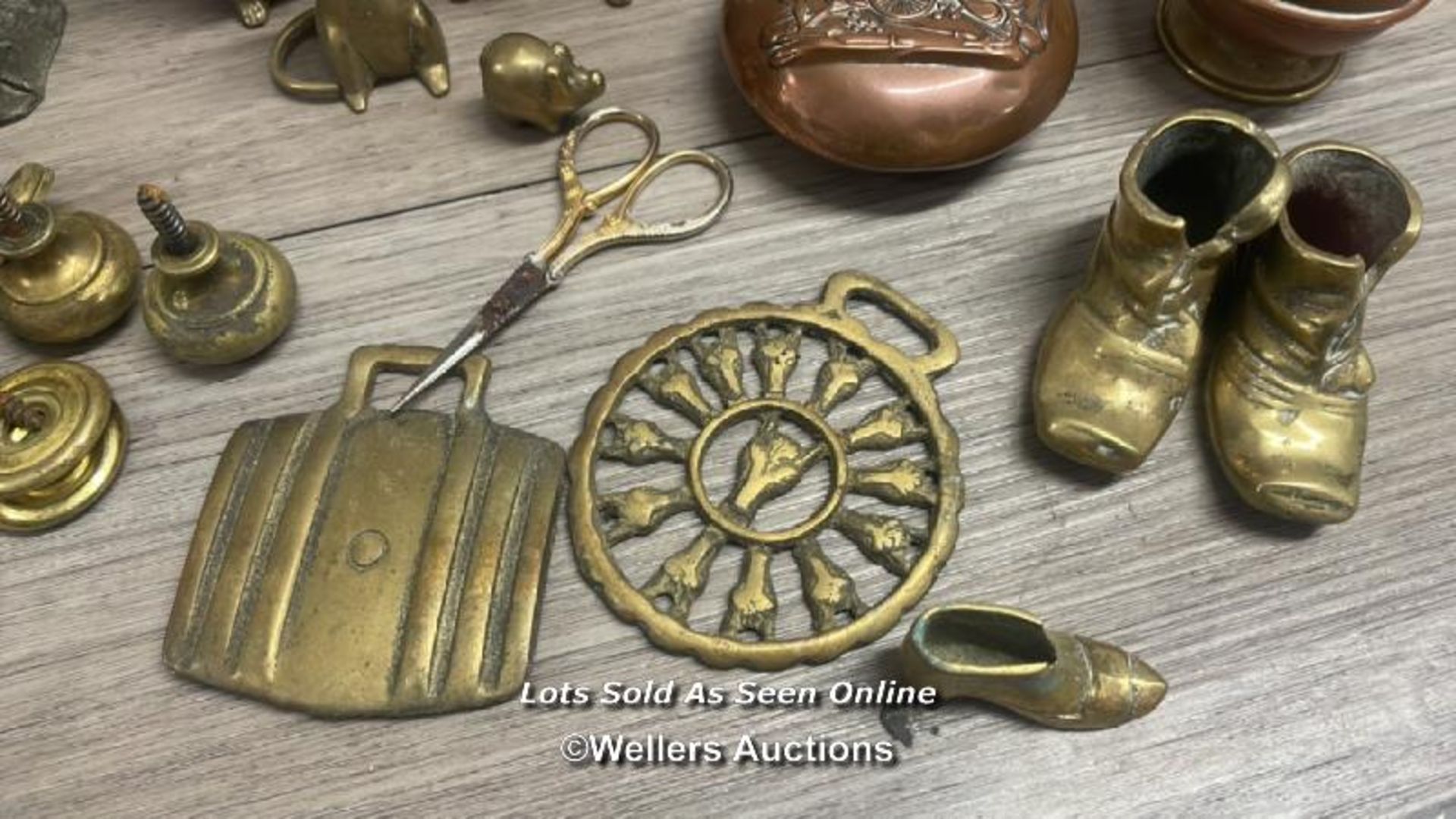 ASSORTED BRASS WARE INCLIDING ANIMALS - Image 5 of 6