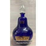 A RARE ROYAL PHARMACEUTICAL SOCIETY APOTHECARY BOTTLE, C1960'S, IN BLUE GLASS WITH GOLD LEAF LABEL