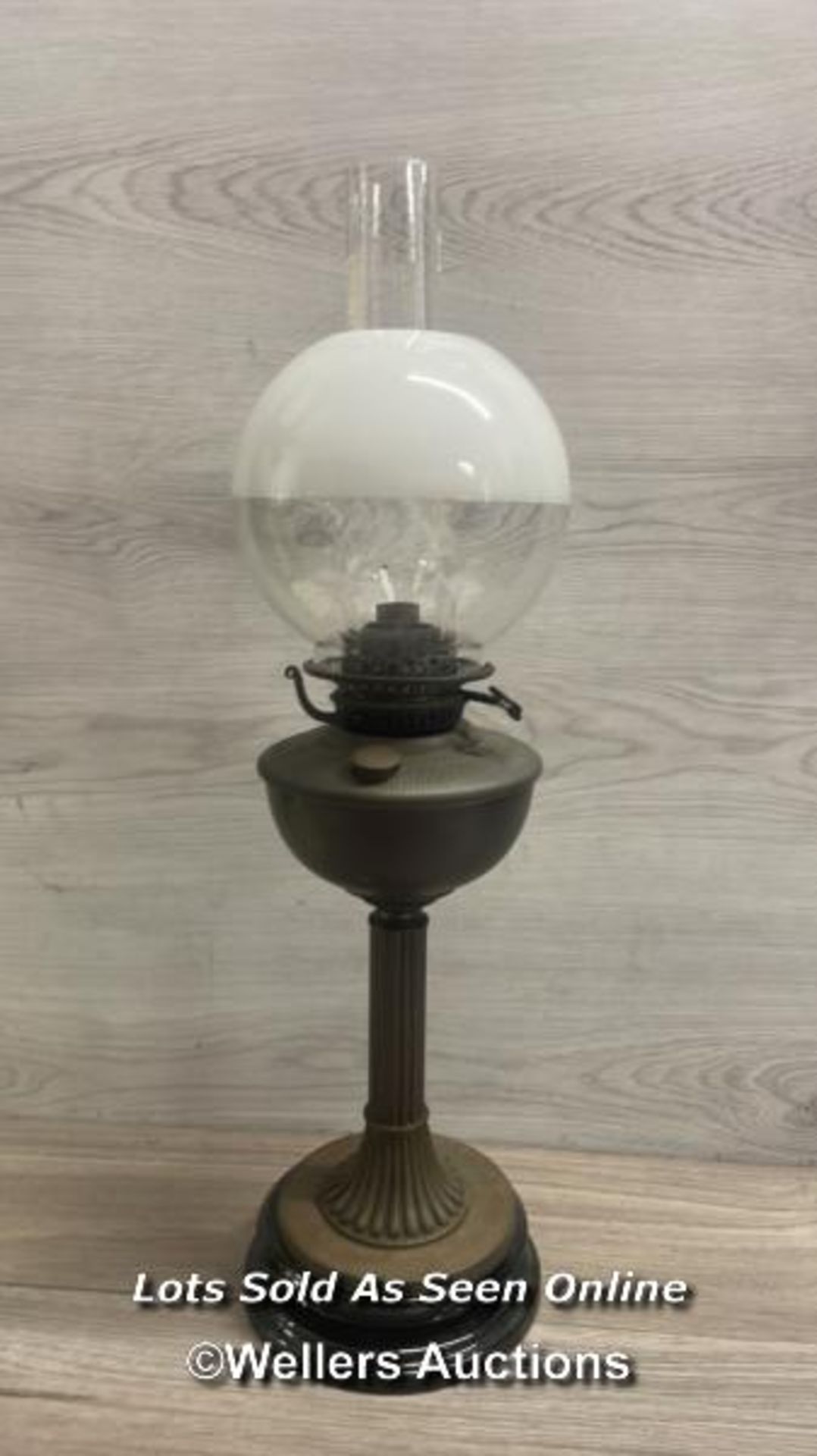 *VICTORIAN OIL LAMP WITH GLASS SHADE