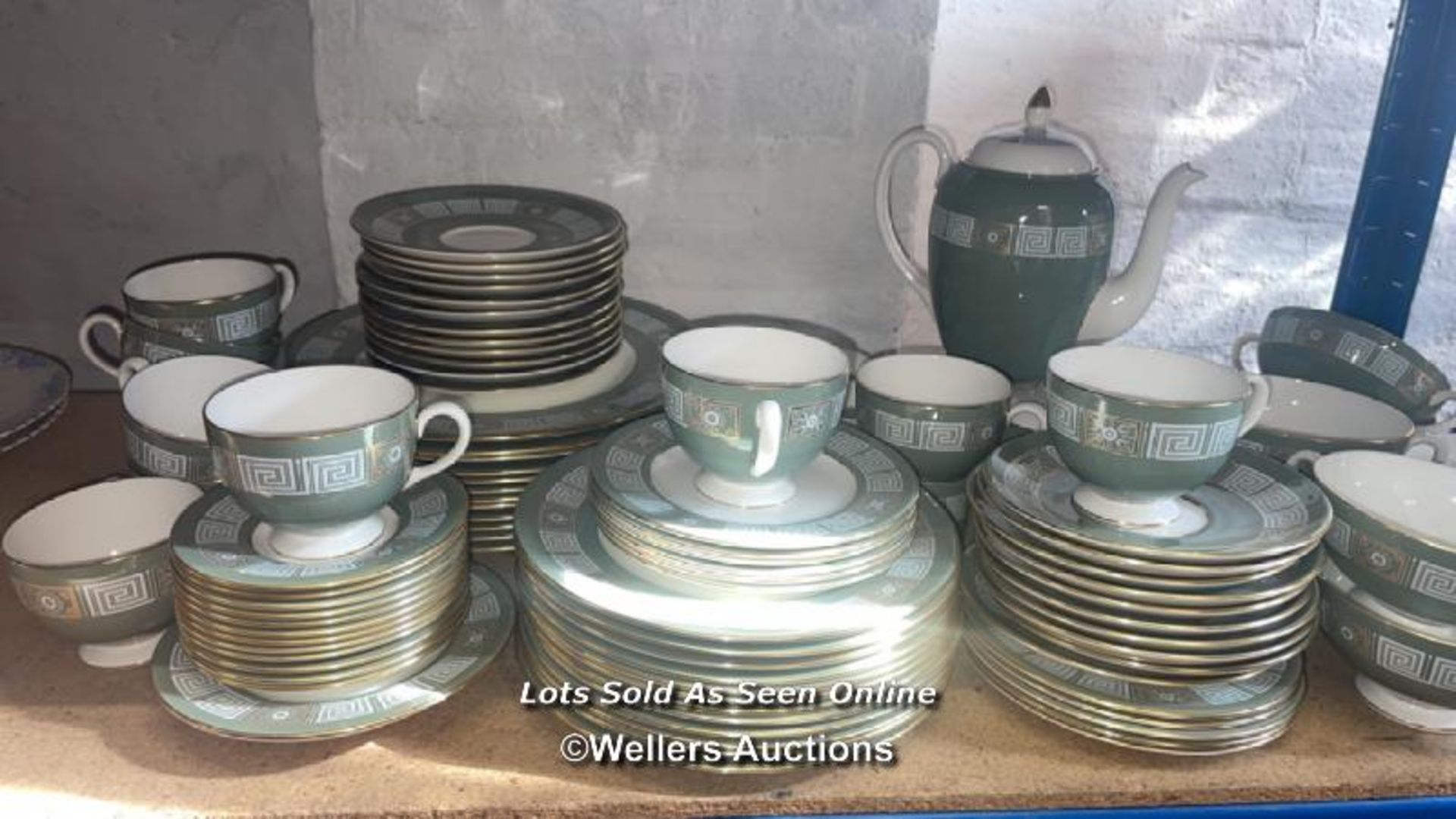 PART WEDGEWOOD "ASIA" GREEN & WHTE DINNER SERVICE INCLUDING, CUPS, SAUCERS, PLATES, SOUP BOWLS AND