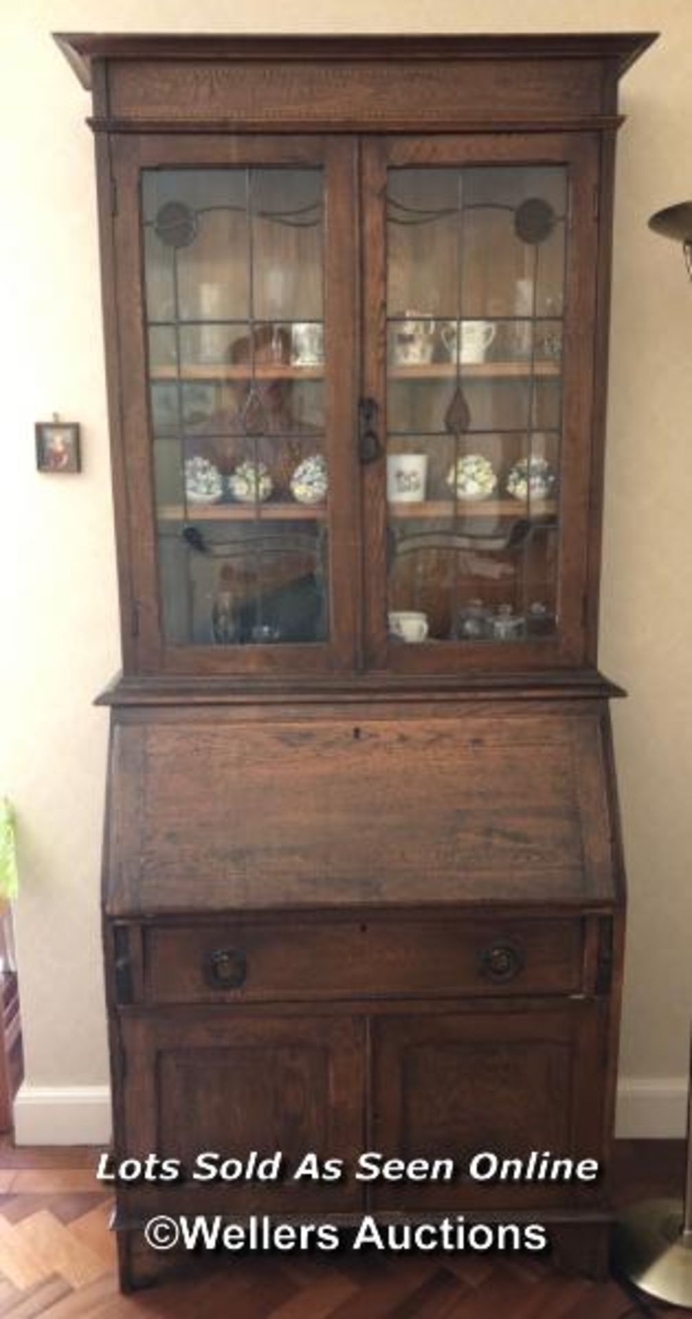 OAK BUREAU WITH GLASS CABINET, 92 X 205 X 40CM - Image 4 of 4