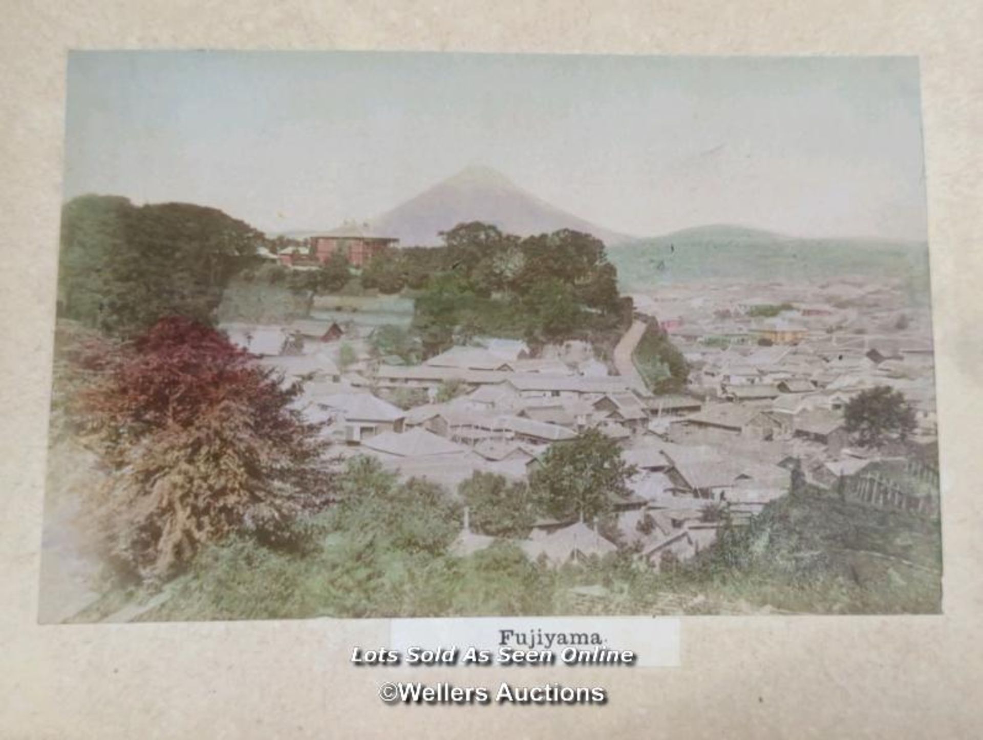 *FINE JAPANESE MEIJI PERIOD 1868-1912 RED LACQUER ALBUM 50 HAND COLOURED PHOTOS - Image 10 of 19