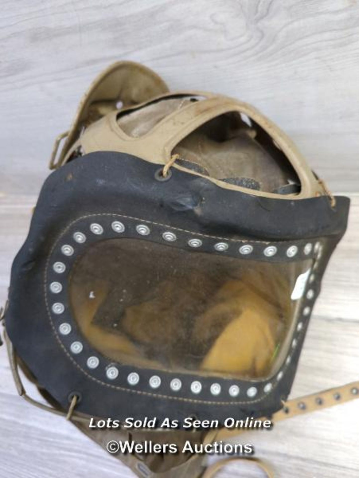 *VINTAGE 1939 NEW BORN - CHILD RESPIRATOR - Image 2 of 7