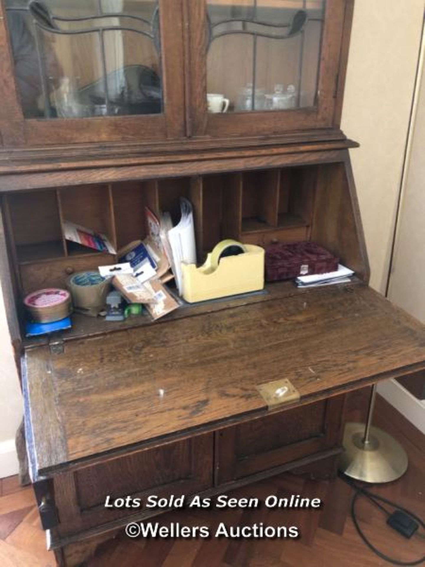 OAK BUREAU WITH GLASS CABINET, 92 X 205 X 40CM - Image 3 of 4