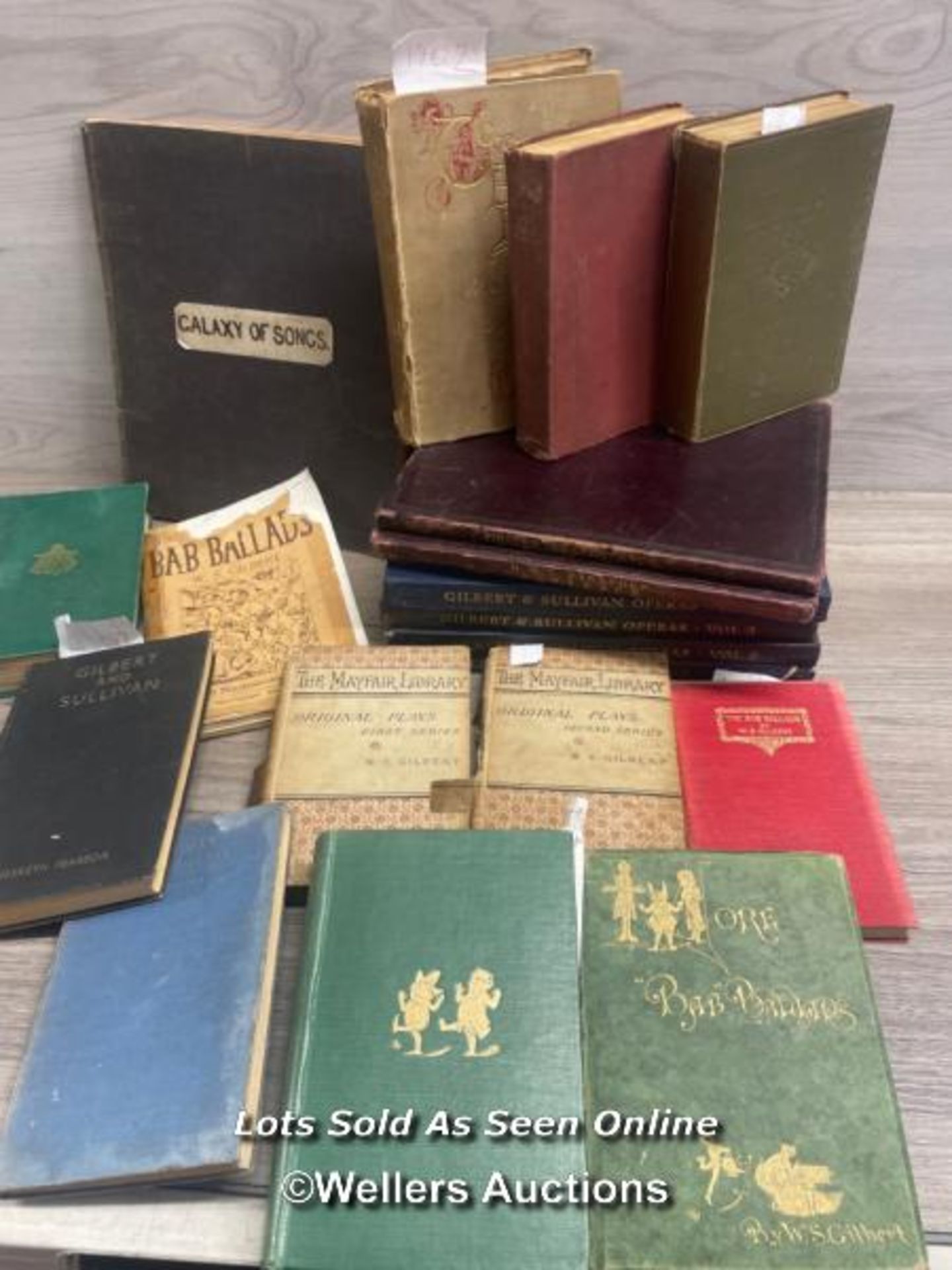 ASSORTED OLD BOOKS INCLUDING THE BAB BALLADS BY W.S. GILBERT 1902