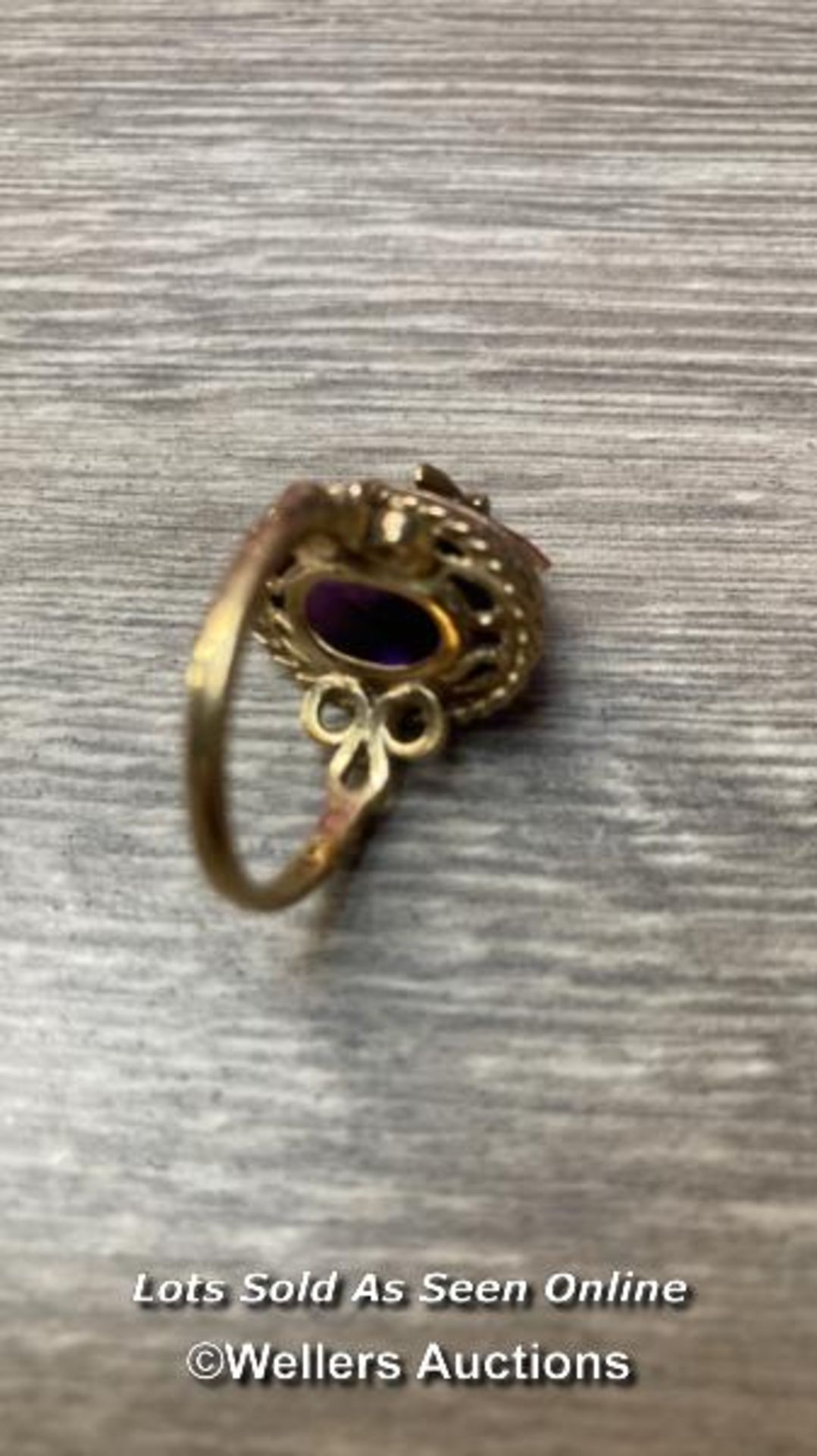 *BEAUTIFUL VINTAGE 9 CT GOLD CABOCHON AMETHYST SEED PEARL STAR RING C1974 - Image 4 of 7