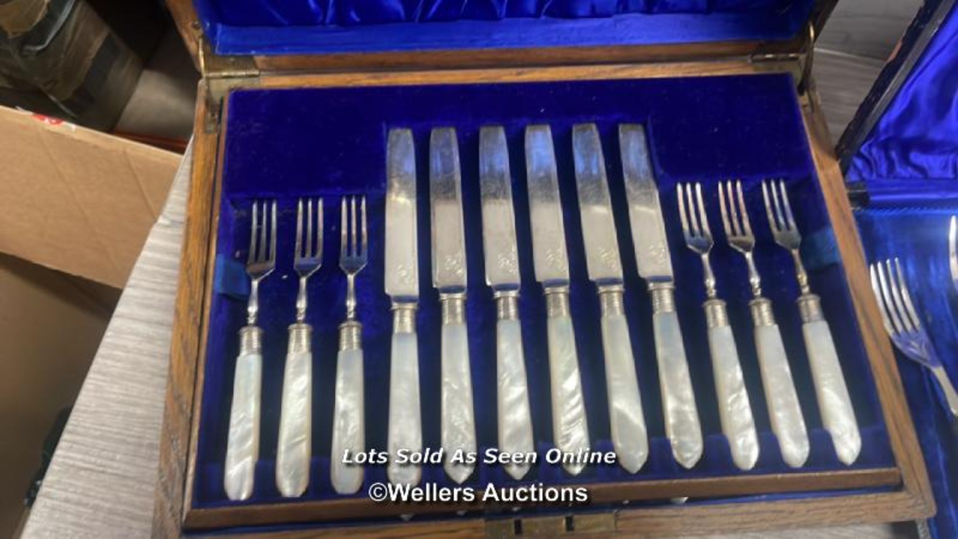 ASSORTED SILVER PLATE CUTTLERY - Image 2 of 6