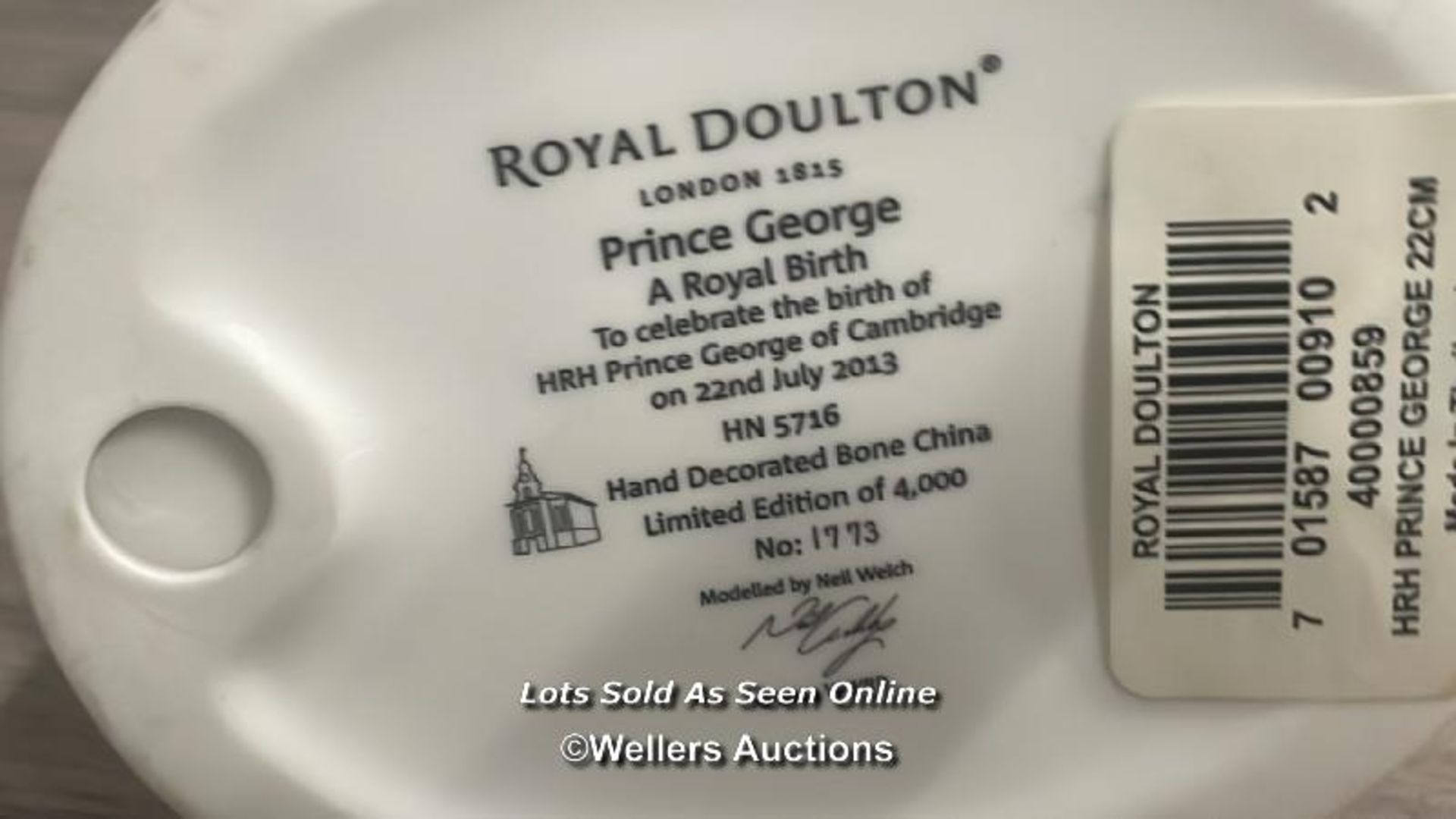 ROYAL DOULTON FIGURINE "PRINCE GEORGE A ROYAL BIRTH" AND ROYAL WORCESTER "DIANA PRINCESS OF WALES" - Image 3 of 5