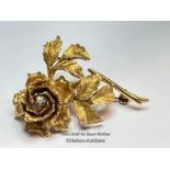 BROOCH IN THE FORM OF A ROSE WITH DIAMOND HIGHLIGHT, HALLMARKED 18CT GOLD, DEAKIN & FRANCIS, 10G