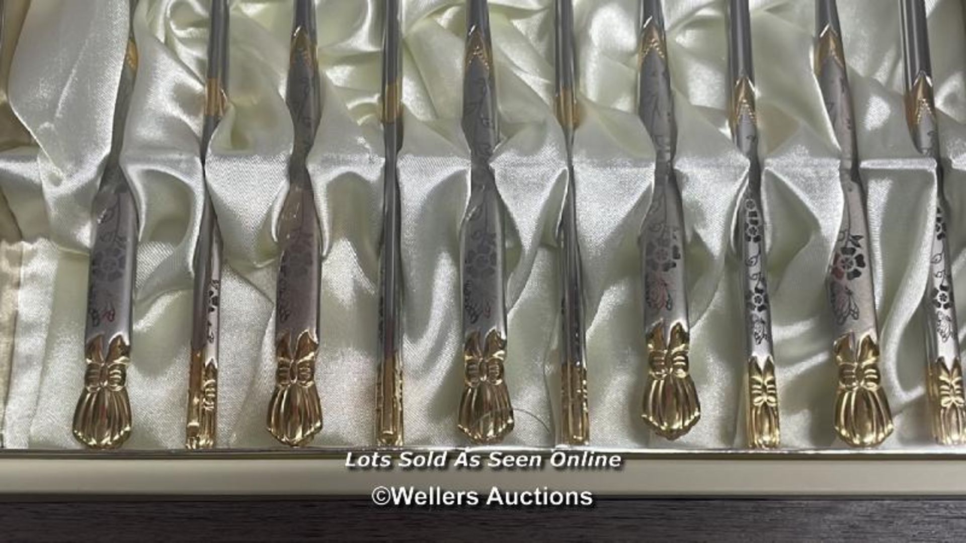 QUEENSENSE PARTLY 24K GOLD PLATET SPOON SET - Image 2 of 4