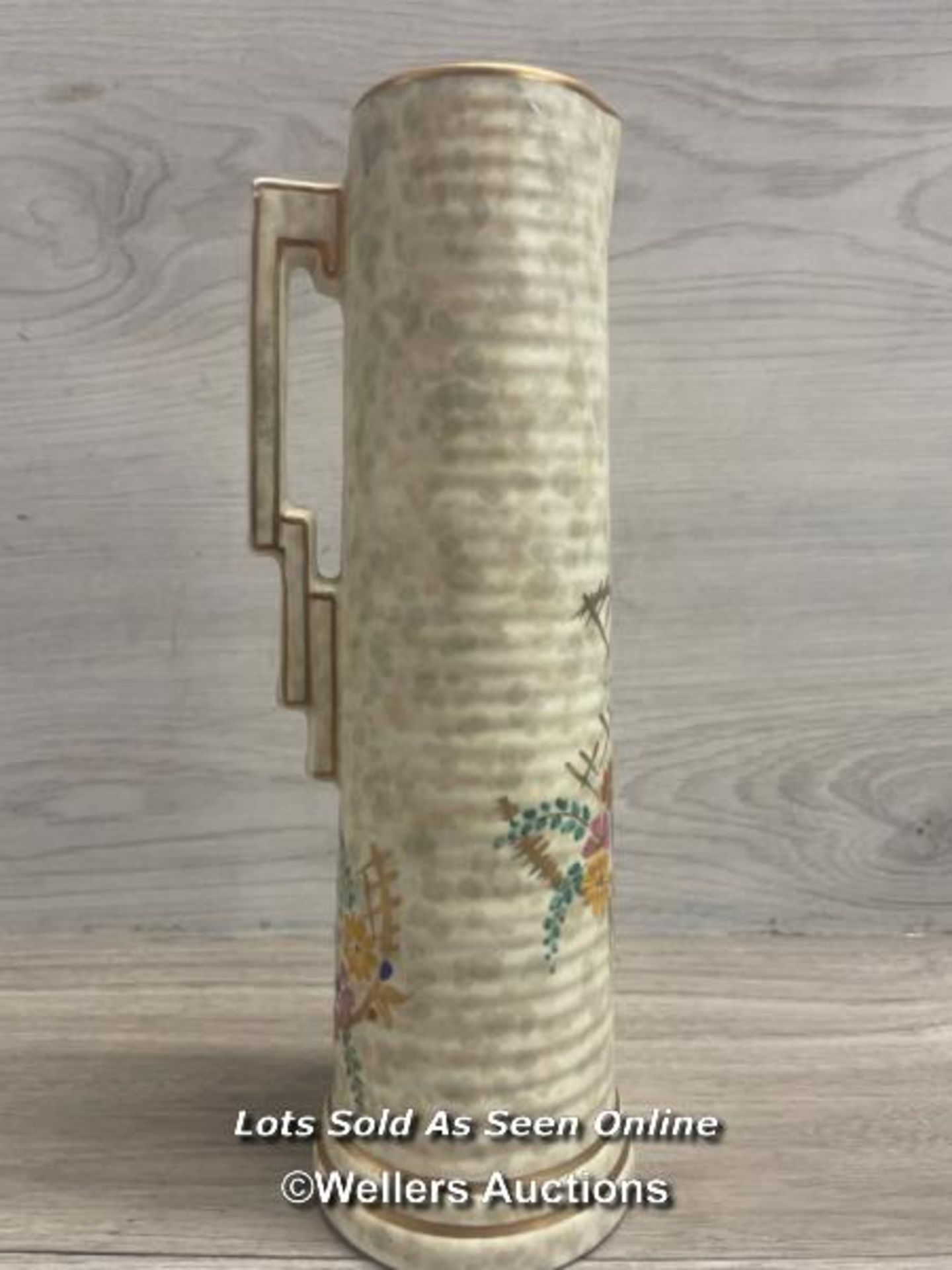 BEWLEY POTTERY TALL JUG, 29.5CM HIGH - Image 2 of 4