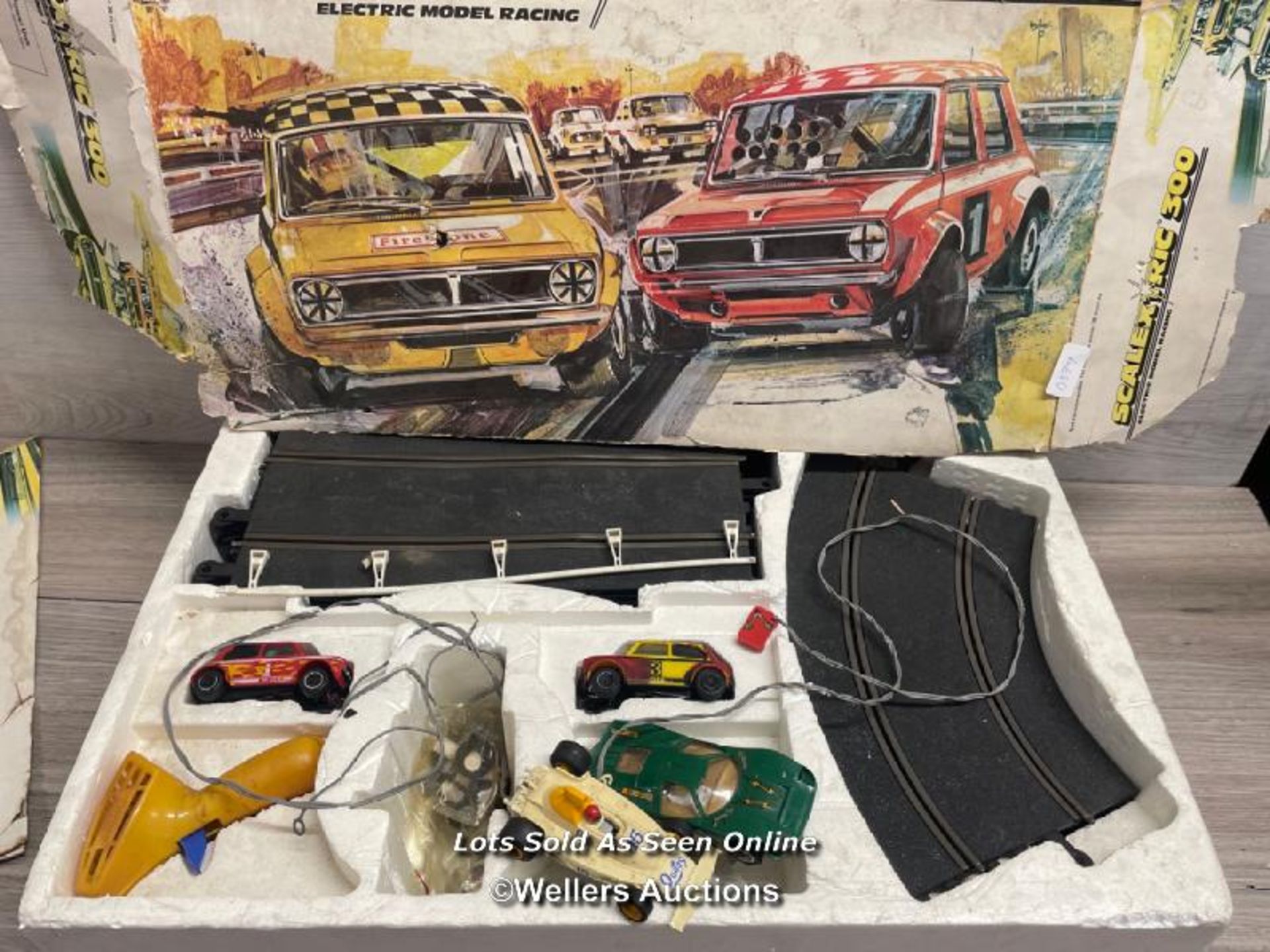 VINTAGE SCALEXTRIC 300 SET, PLAYWORN, MISSING ONE CONTROLER