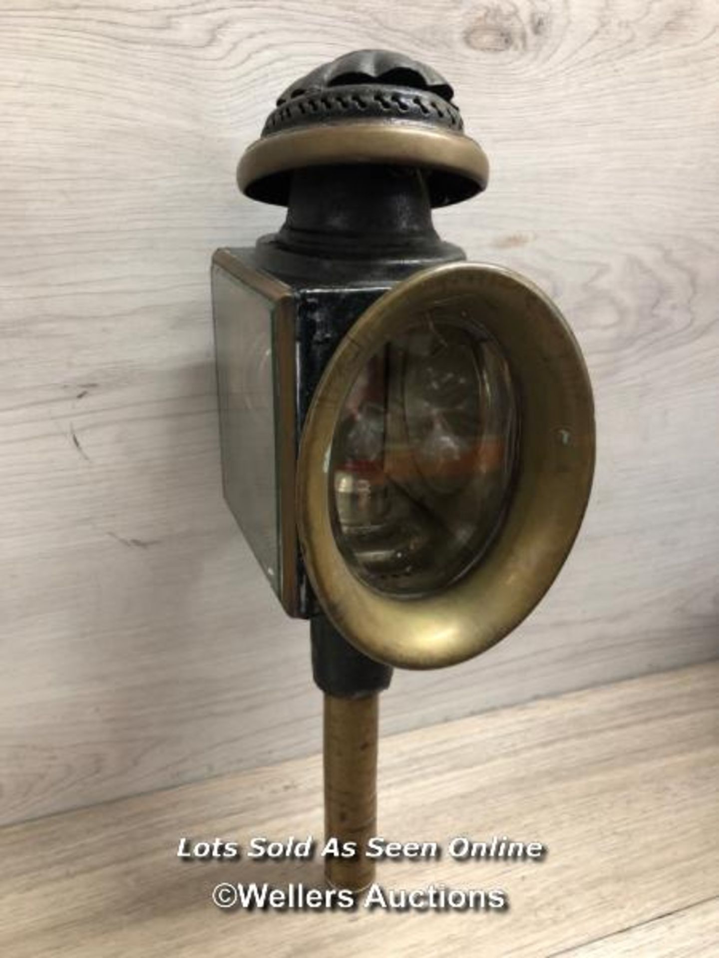 ANTIQUE RAILWAY CARRIAGE LANTERN