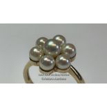 *9CT YELLOW GOLD PEARL CLUSTER RING SIZE M HALLMARKED / SF