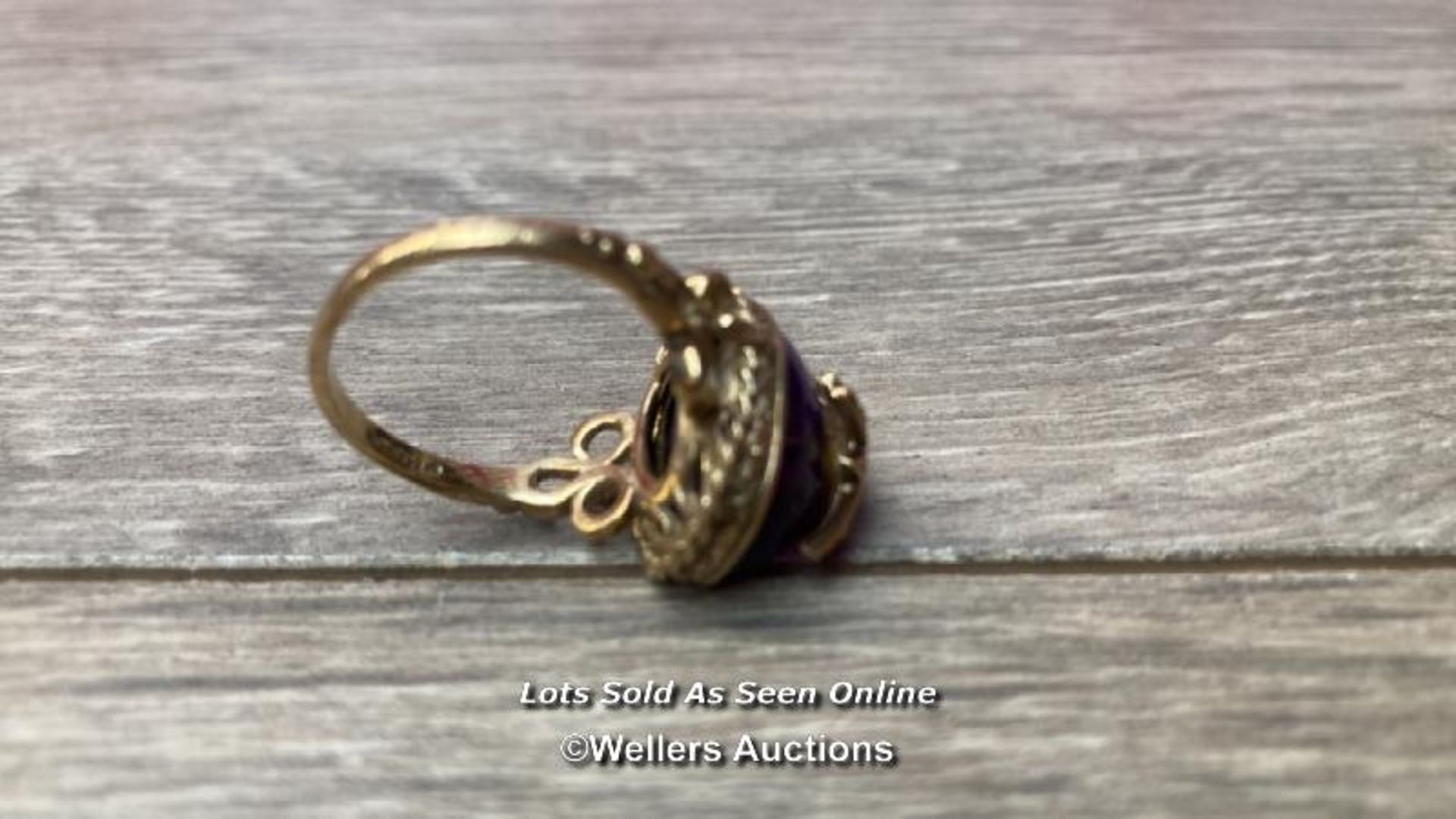 *BEAUTIFUL VINTAGE 9 CT GOLD CABOCHON AMETHYST SEED PEARL STAR RING C1974 - Image 7 of 7