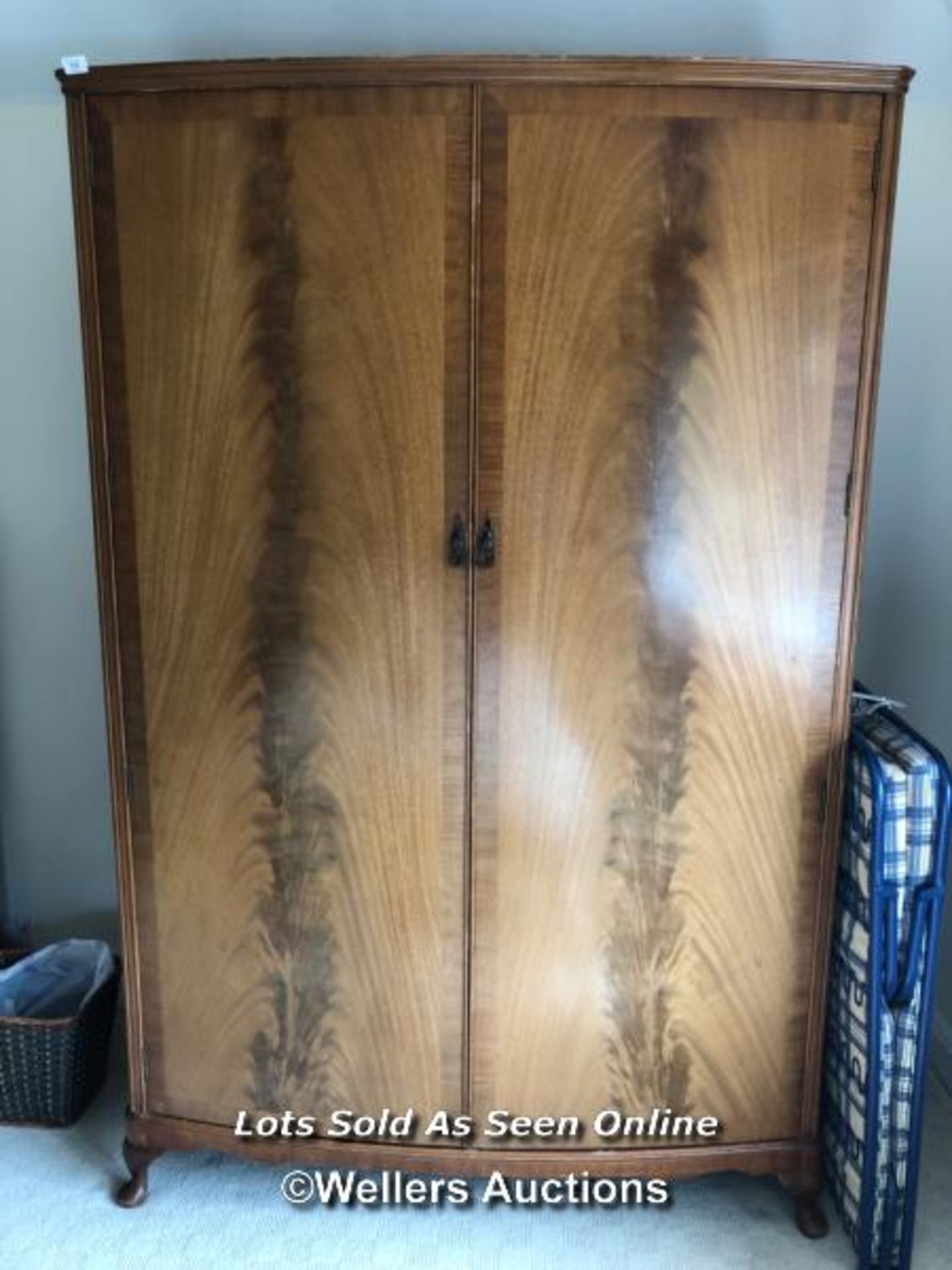 LARGE BOW FRONT WARDROBE ON BALL FEET, MADE BY THE WEST OF SCOTLAND FURNITURE COMPANY, 123 X 188 X