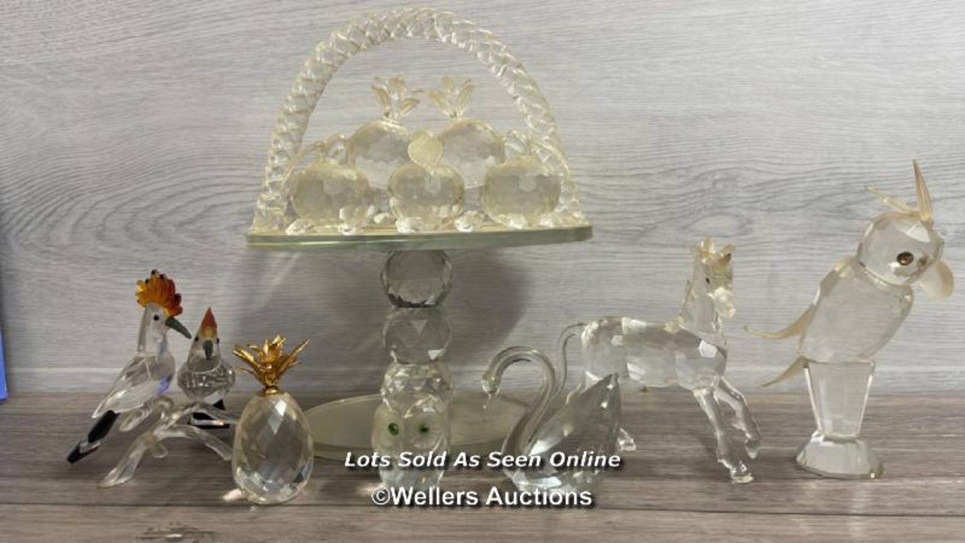 CUT GLASS FRUIT AND ANIMAL ORNAMENTS (7)