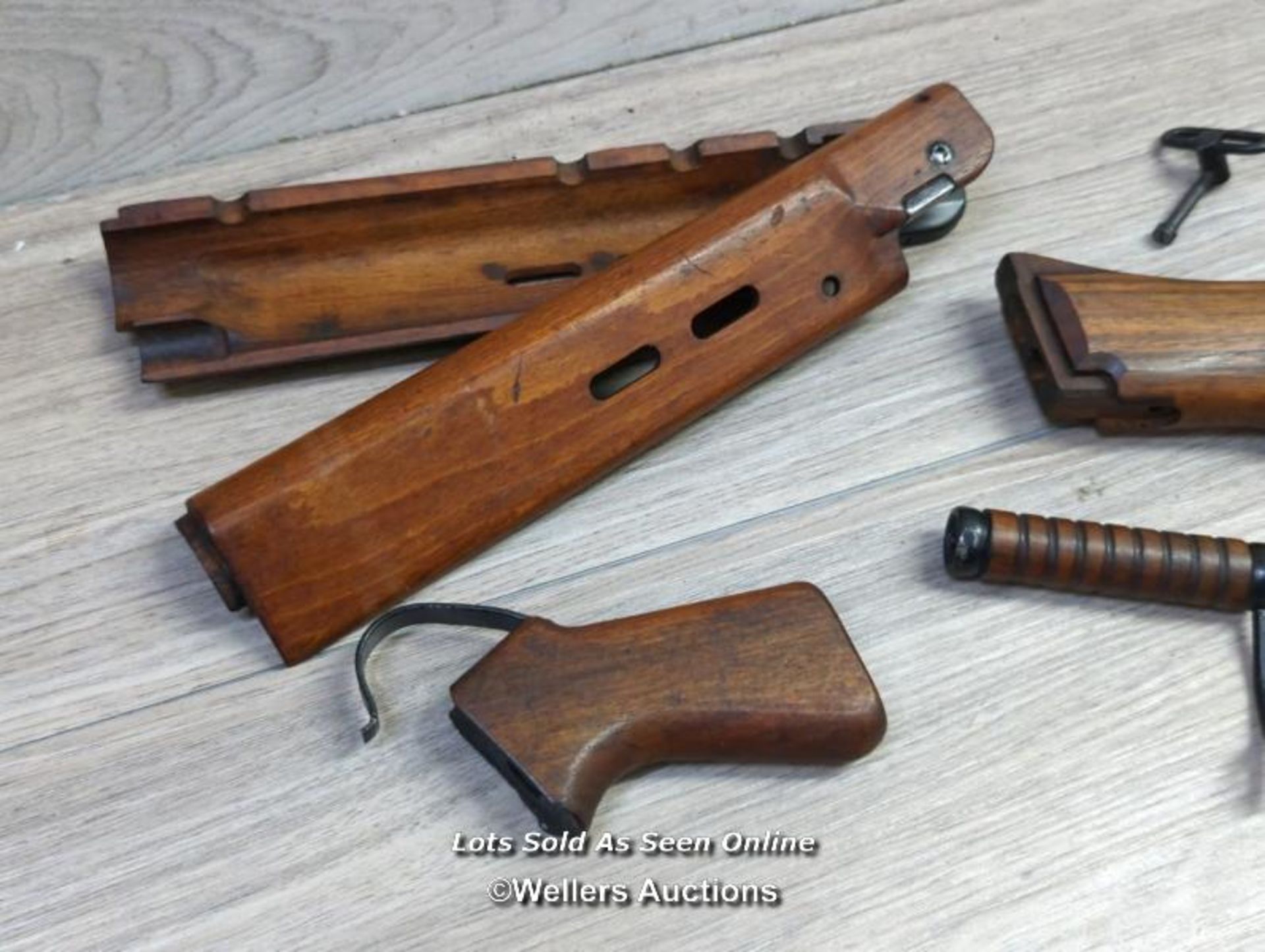 *FN SLR L1A1 WOOD FURNITURE - Image 3 of 5