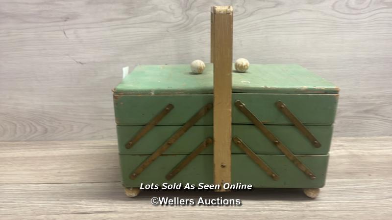 VINTAGE SEWING BOX WITH CONTENTS - Image 5 of 5