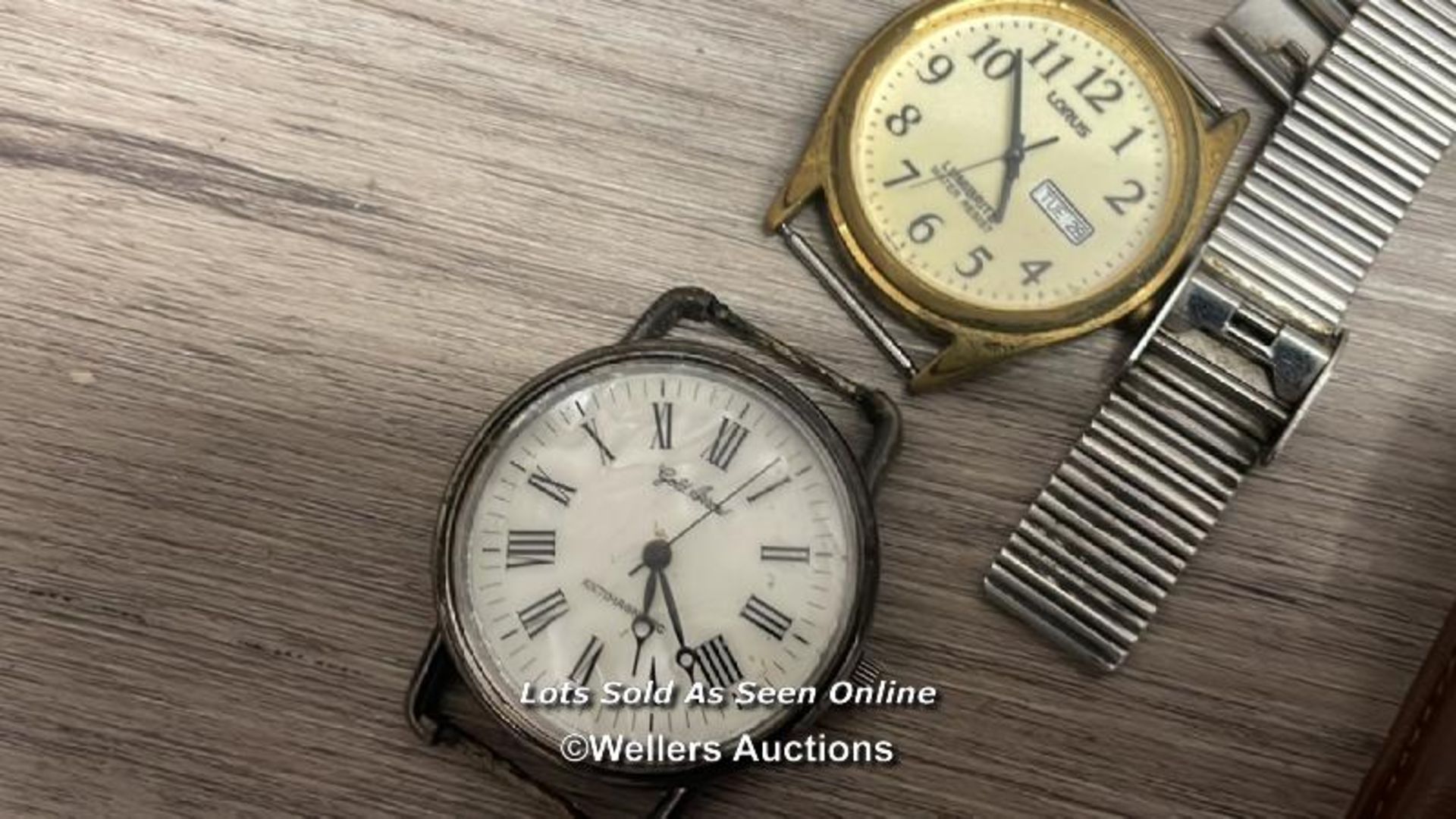 ASSORTED AS FOUND WATCHES AND BRASS BATTERY POWERED CLOCK - Image 6 of 6