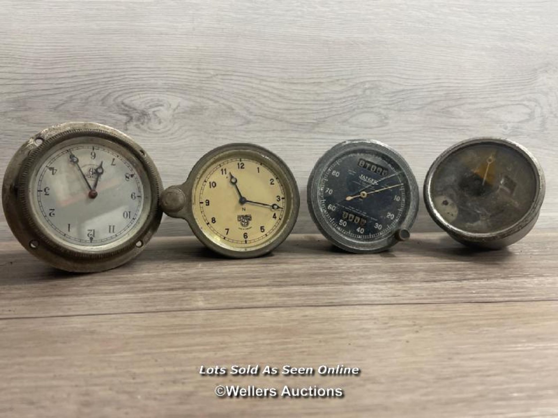 VINTAGE AUTOMOTIVE - FOUR VINTAGE SPEEDOMETERS & ODOMETERS INCLUDING JAEGER AND SMITHS