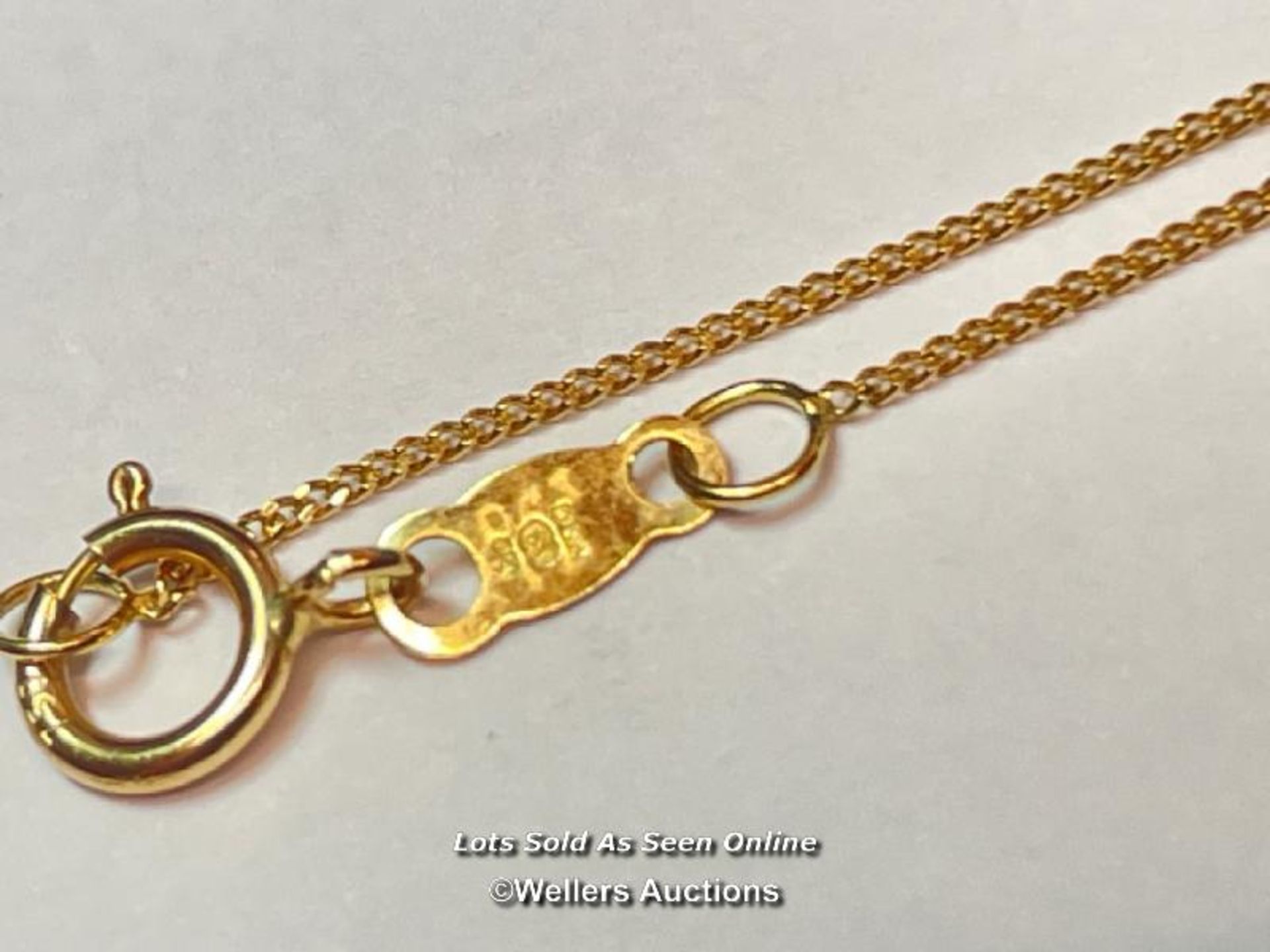 18CT YELLOW GOLD PENDANT & CHAIN, DIAMOND SET IN 18CT WHITE GOLD, DIAMOND WEIGHT APPROX. 0.40CT, - Bild 5 aus 6