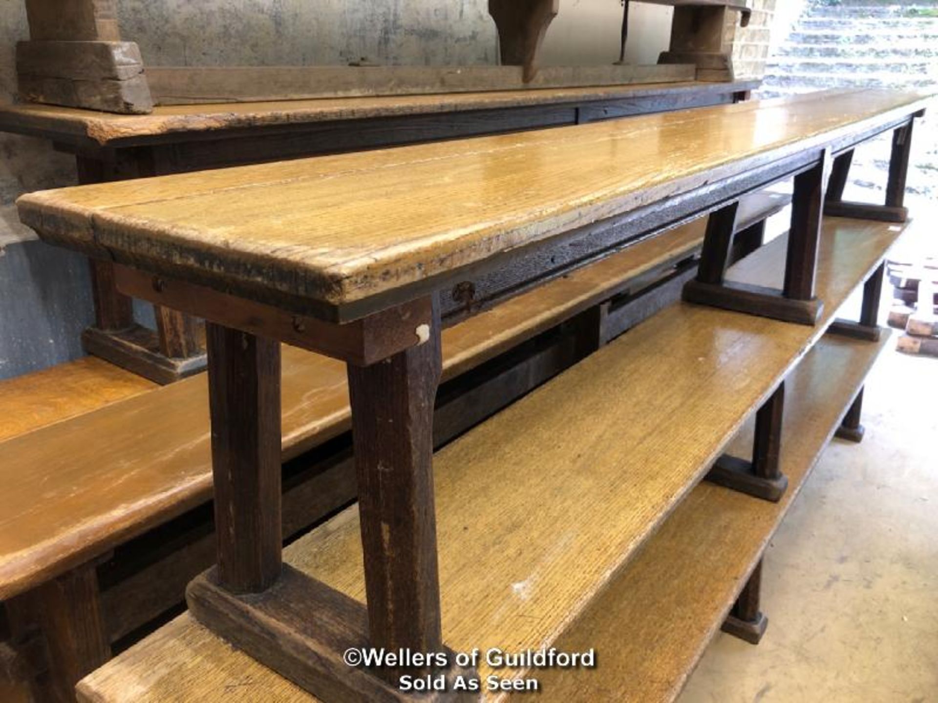 *OAK GYMNASIUM BENCH WITH 3 FEET - 2.98M L - Image 2 of 2
