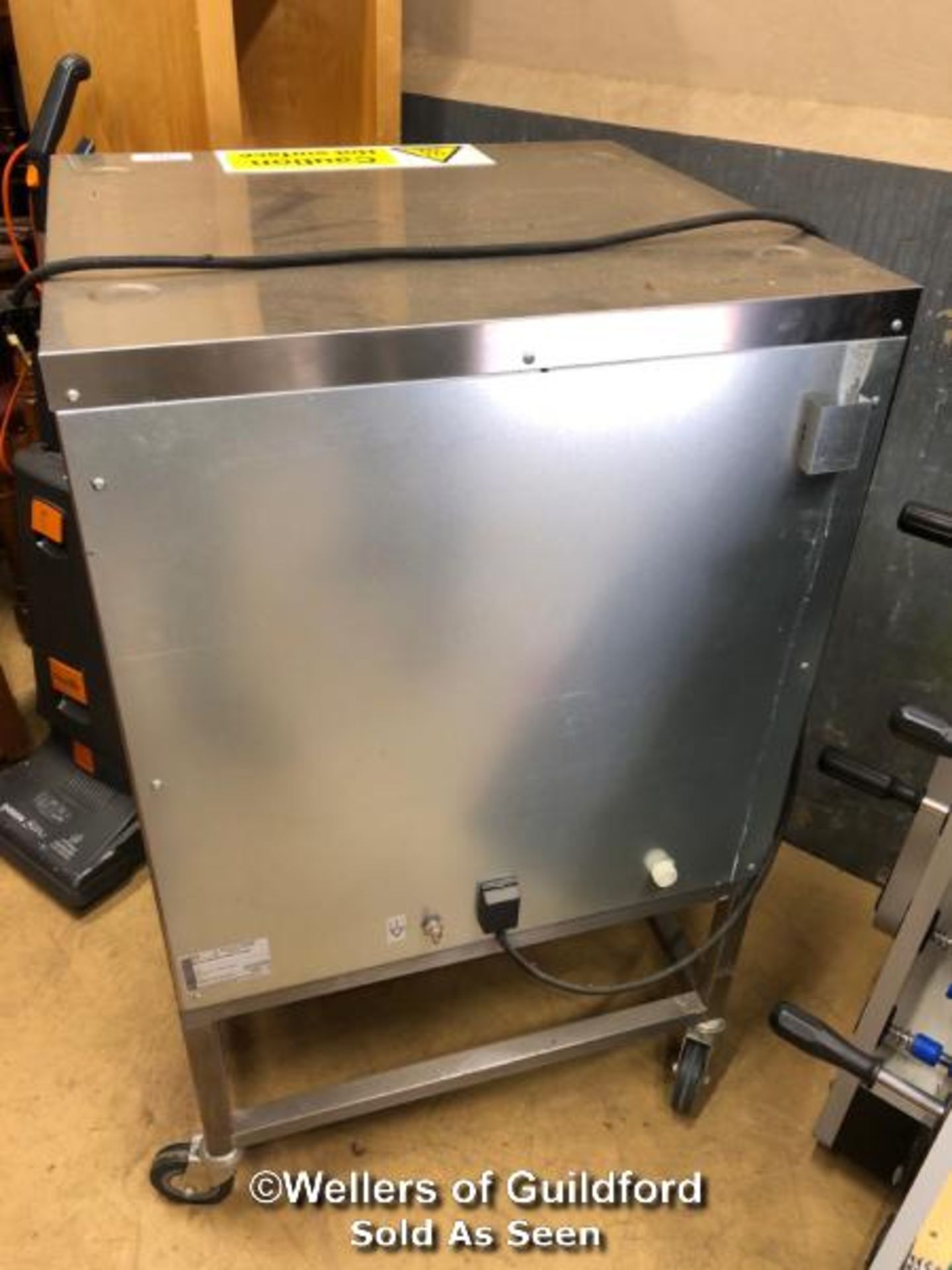 *BURCO BC1/1GN3KW OVEN CTCO01 ON CASTORS - 67CM W X 109.5CM H X 62CM D - Image 4 of 5