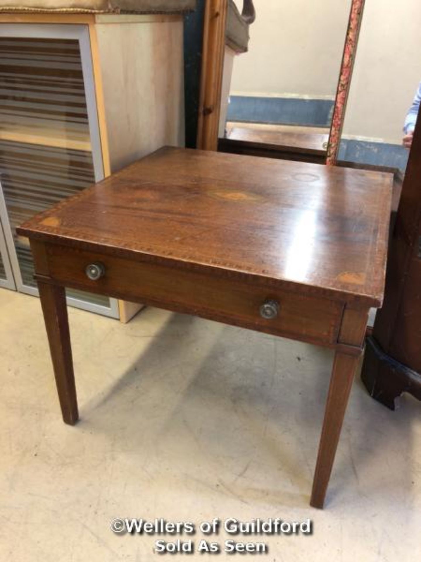 *MAHOGANY CORNER CABINET - 179CM H X 65CM W X 46CM D, X2 MIRRORS, AND INLAID TABLE - Image 3 of 4