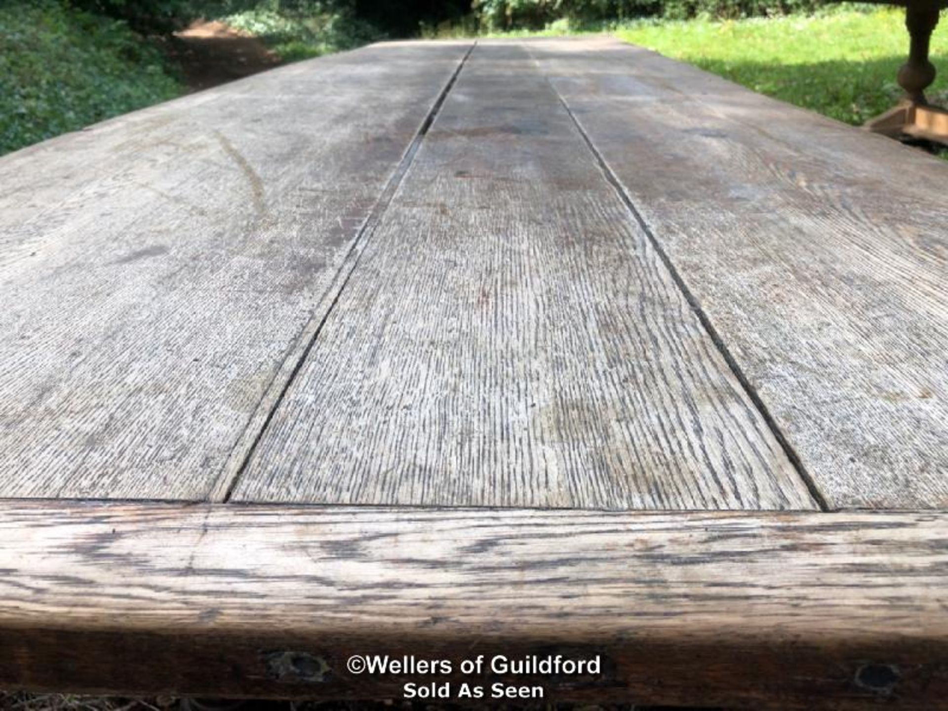 *OAK REFECTORY TABLE WITH NON MATCHING BASE - 3.65M L X 104CM W X 80CM H - Image 4 of 4