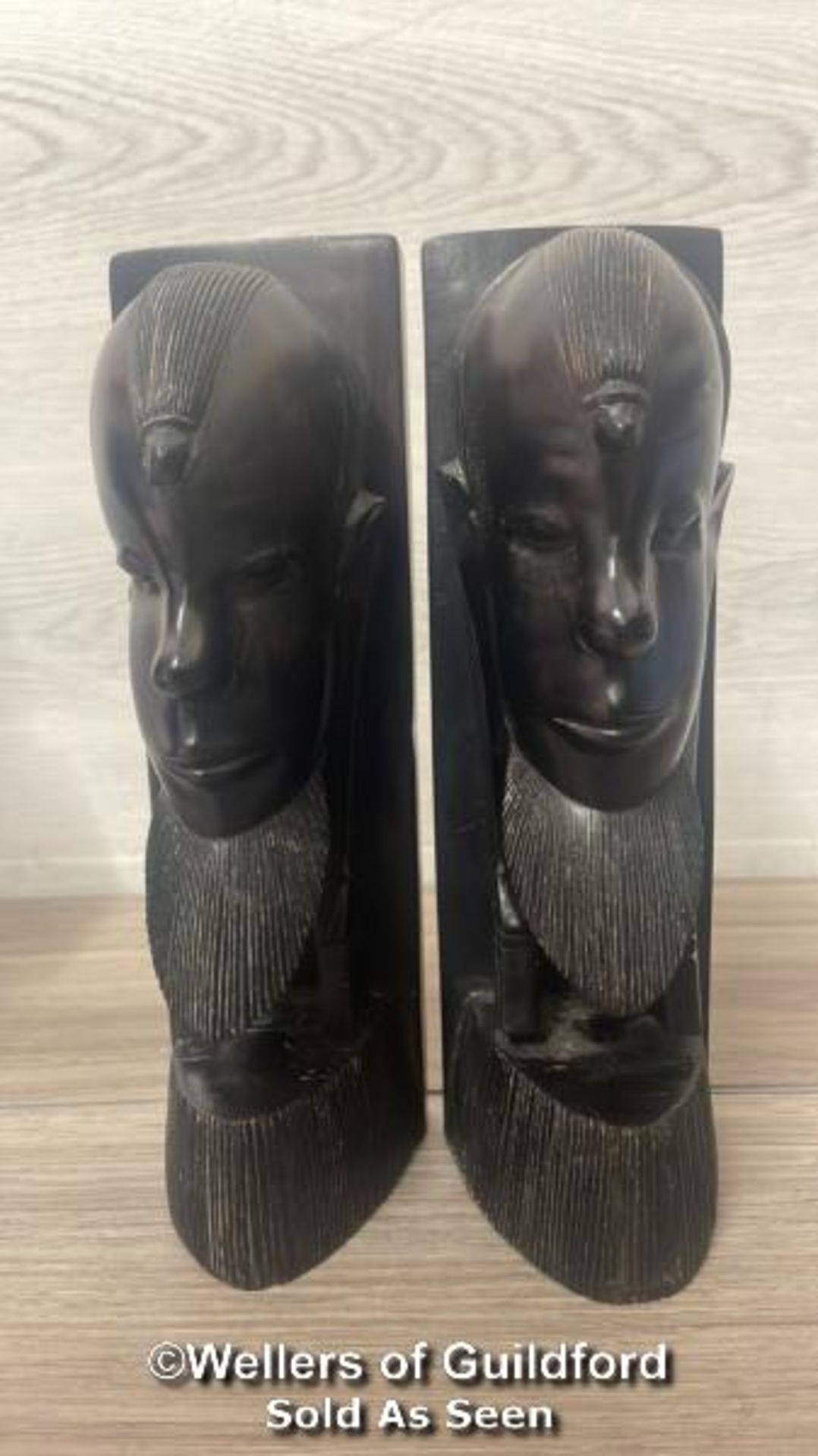 TWO CARVED AFRICAN HARDWOOD BUSTS, LARGEST 25.5CM HIGH AND A PAIR OF EBONY CARVED BOOKENDS WITH - Image 10 of 12