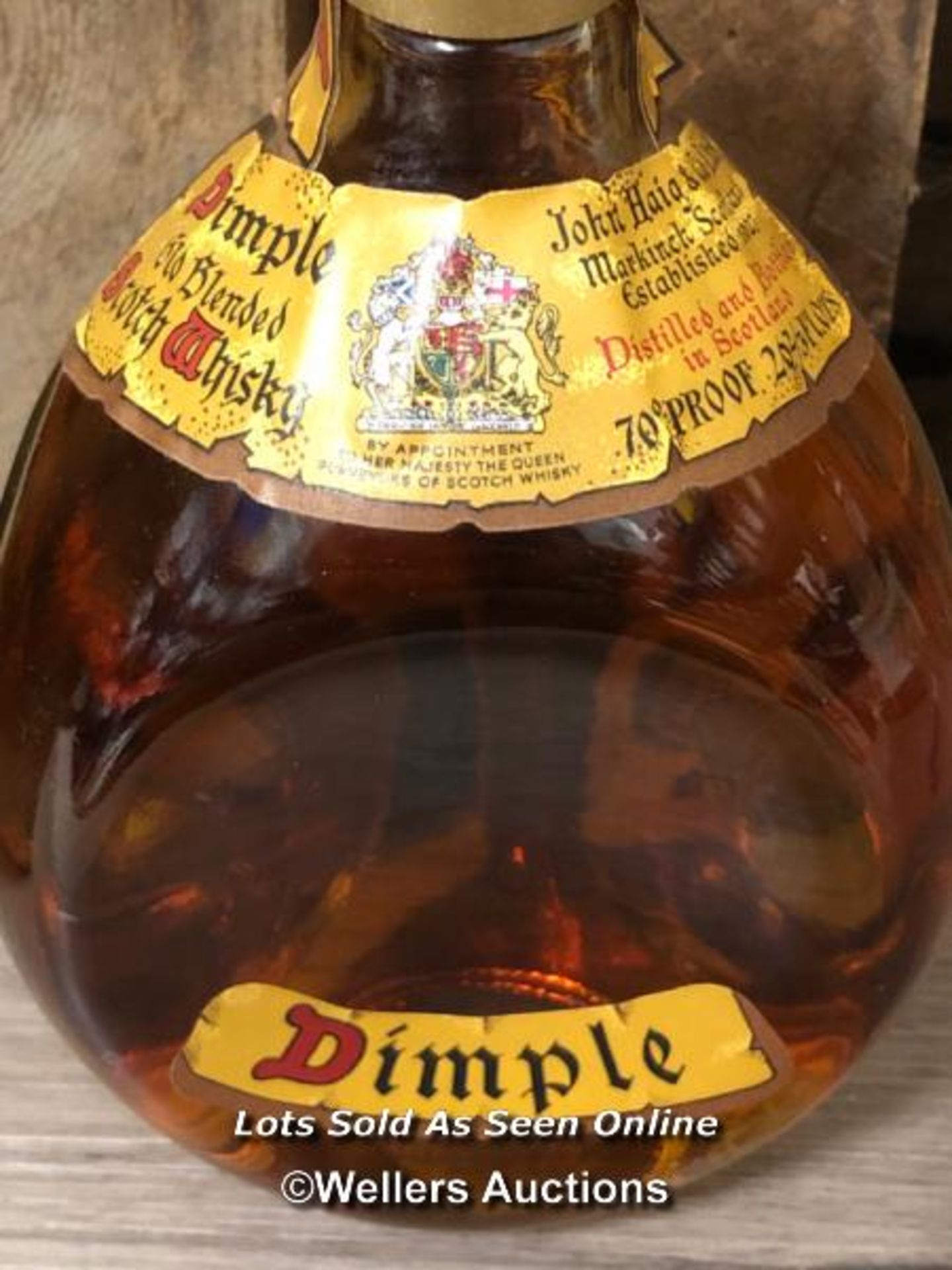 JOHN HAIG & CO. DIMPLE OLD BLENDED SCOTCH WHISKY, BOTTLED 1970'S, 75.7CL, 35% ABV, WITH ORIGINAL BOX - Image 3 of 6