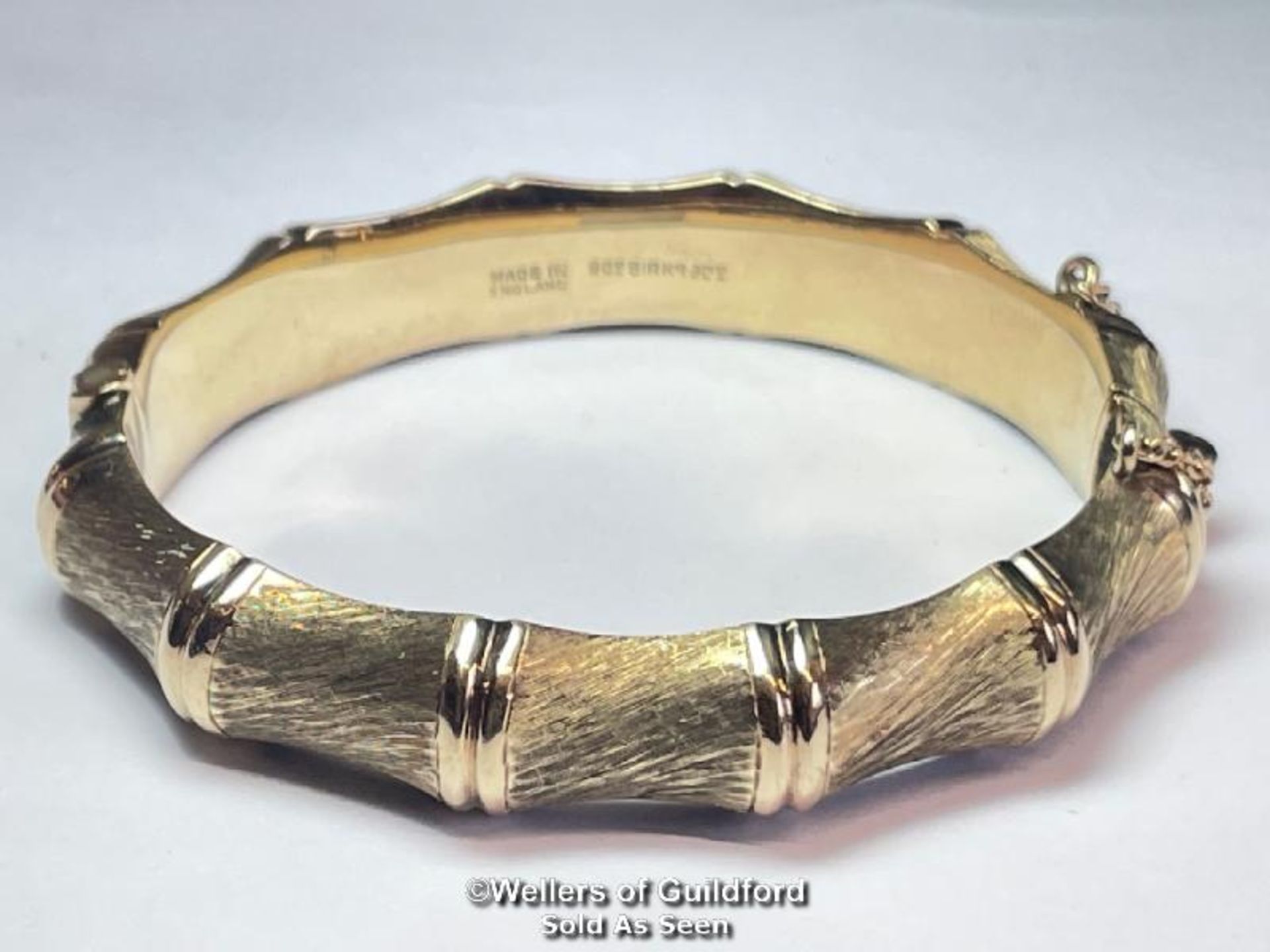 BAMBOO DESIGN HINGED BANGLE, STAMPED 9CT BIRKS MADE IN ENGLAND, WEIGHT 18G