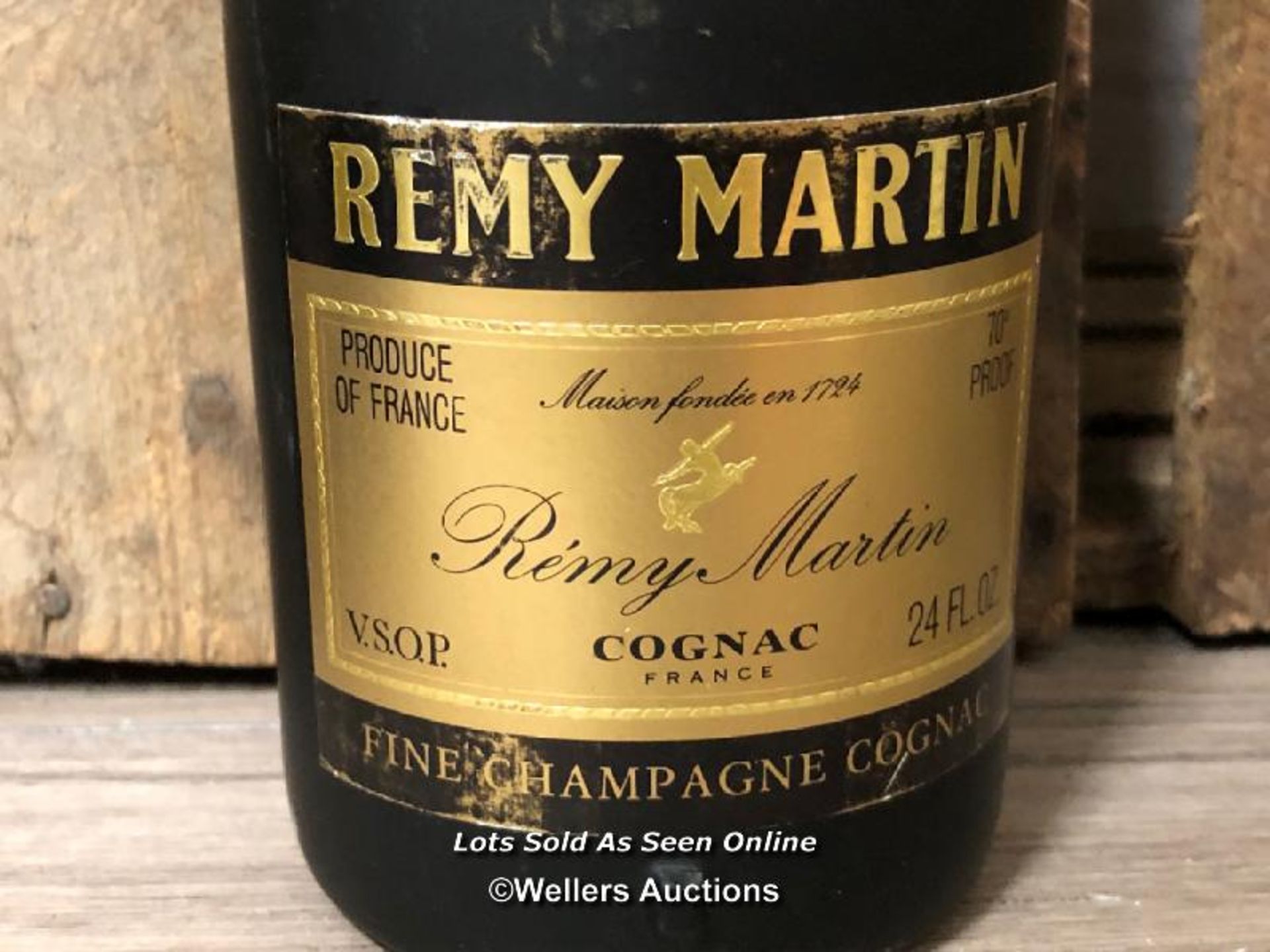 REMY MARTIN FINE CHAMPAGNE V.S.O.P COGNAC, VINTAGE BOTTLING, 68CL, 40% VOL, WITH ORIGINAL BOX - Image 4 of 5