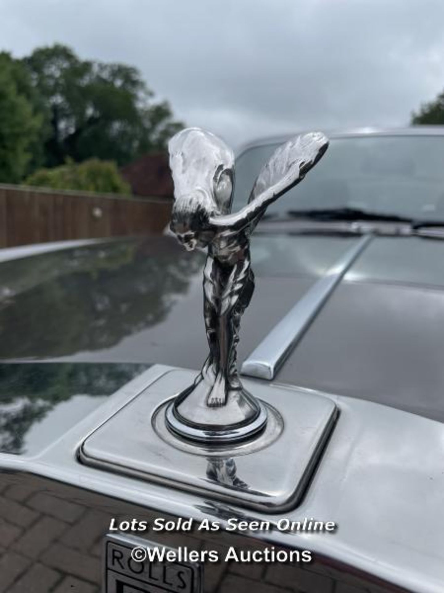 ROLLS ROYCE SILVER SPIRIT II, 1988 - THE ROLLS ROYCE SILVER SPIRIT II HAS HAD A NEW BATTERY AND FOUR - Bild 4 aus 38