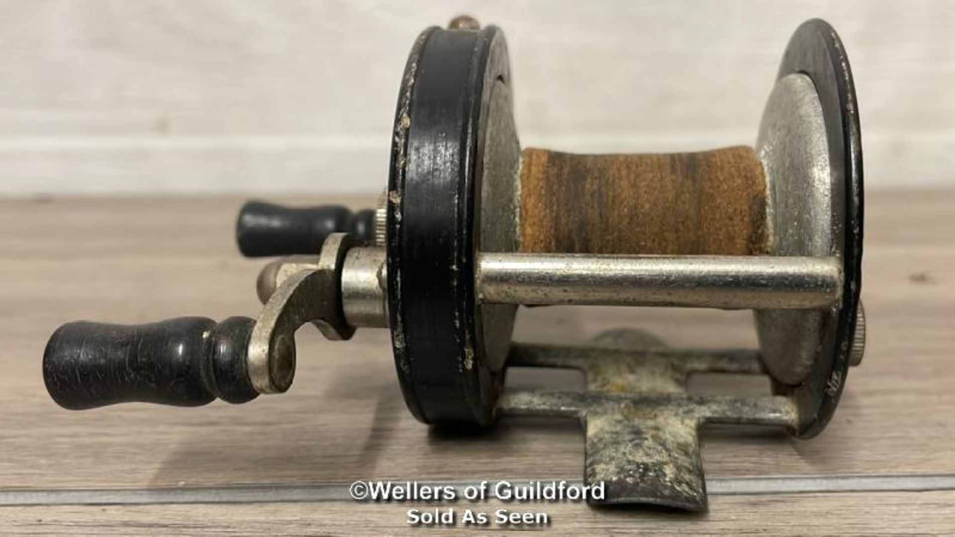 THREE VINTAGE FISHING REELS BY EVEREADY - Image 3 of 7